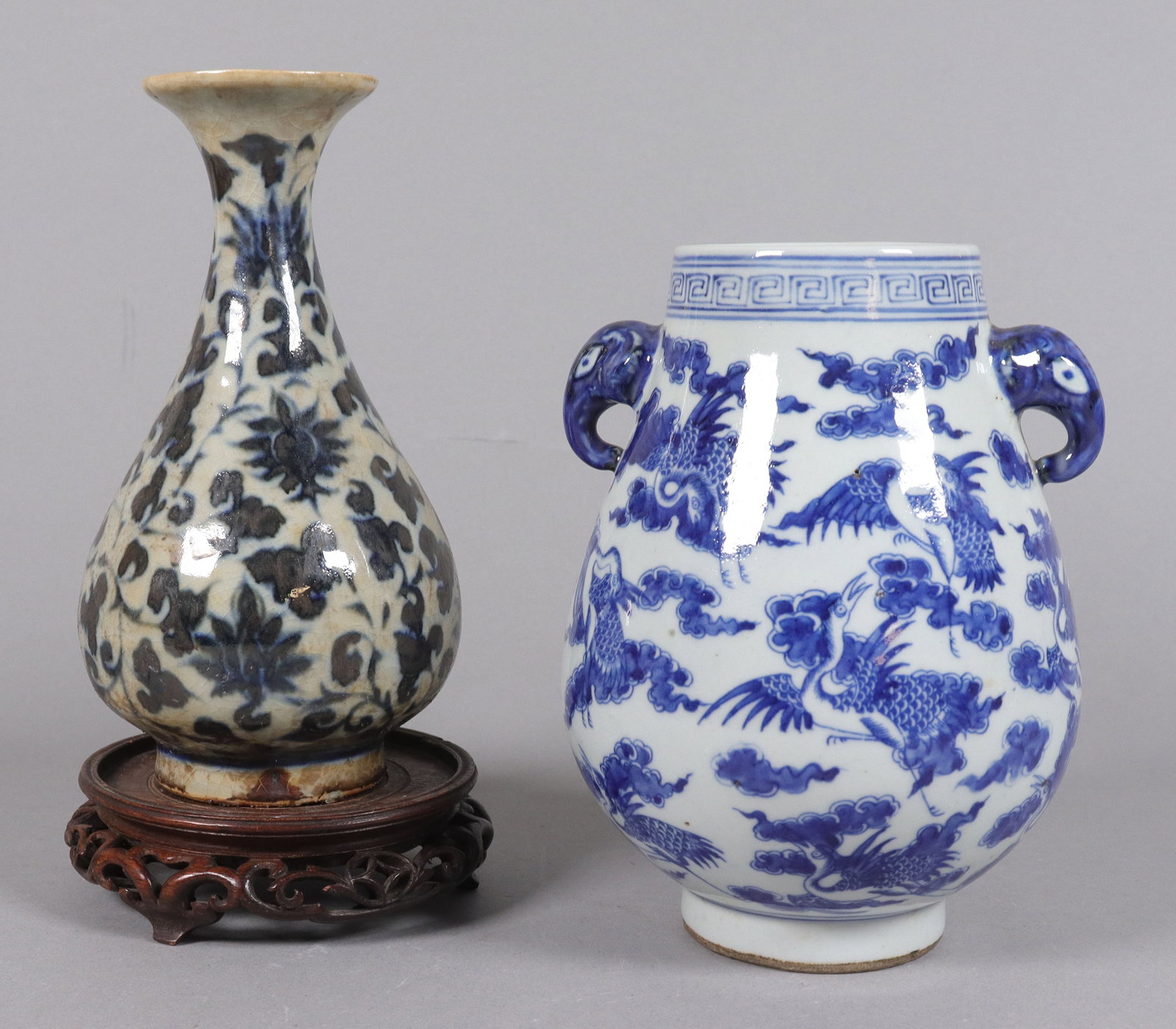 2 Chinese b/w vase: 2 Chinese b/w vase. Largest H: 7.5" x W: 5.2."