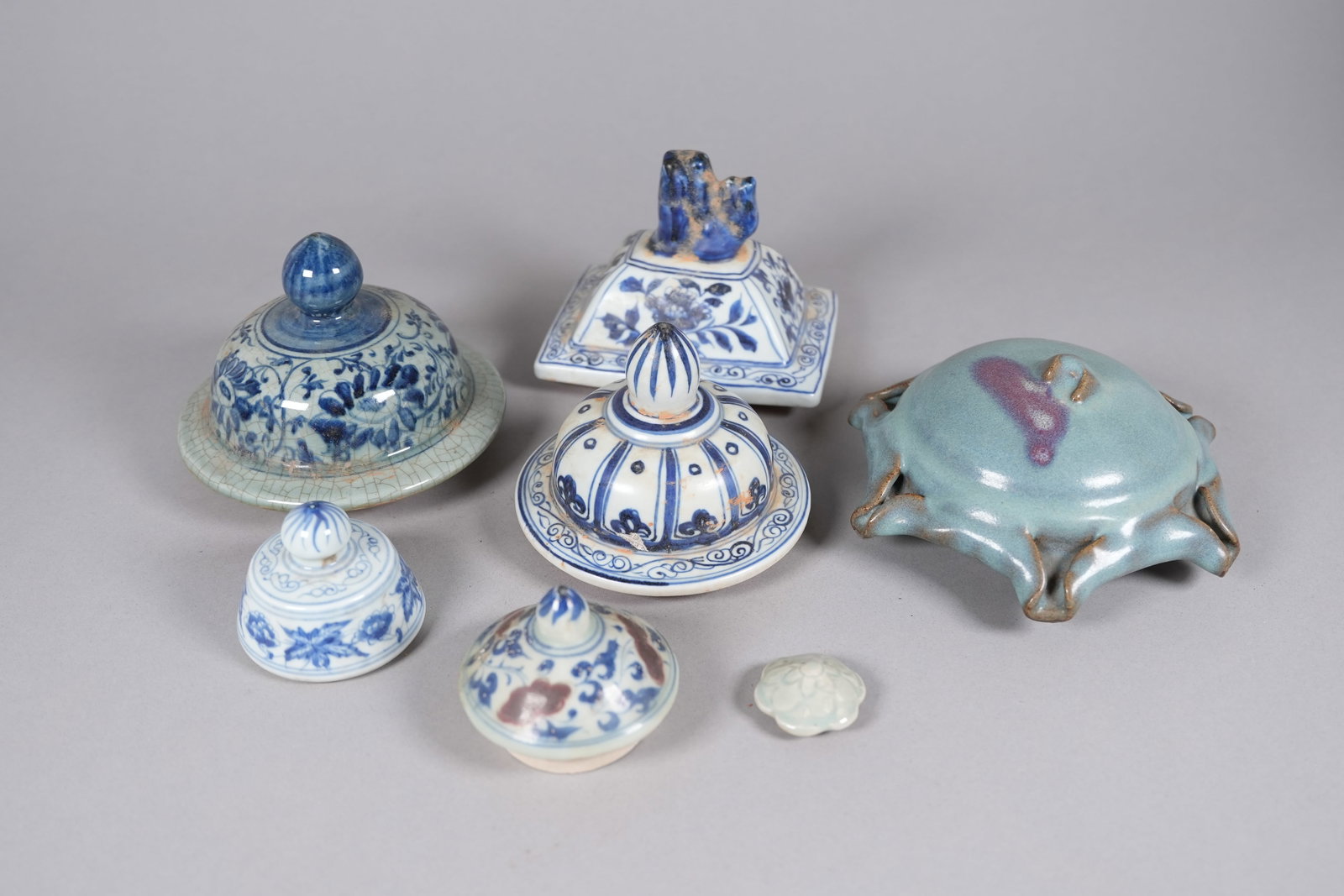 Lots Chinese carved items - 3