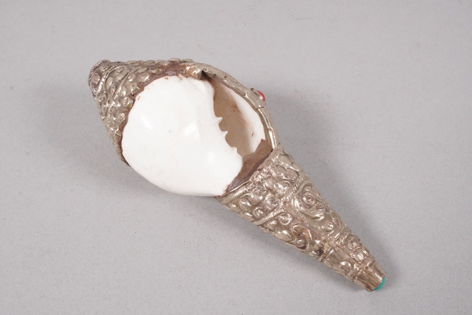 Tibetan fine praying shell - 5