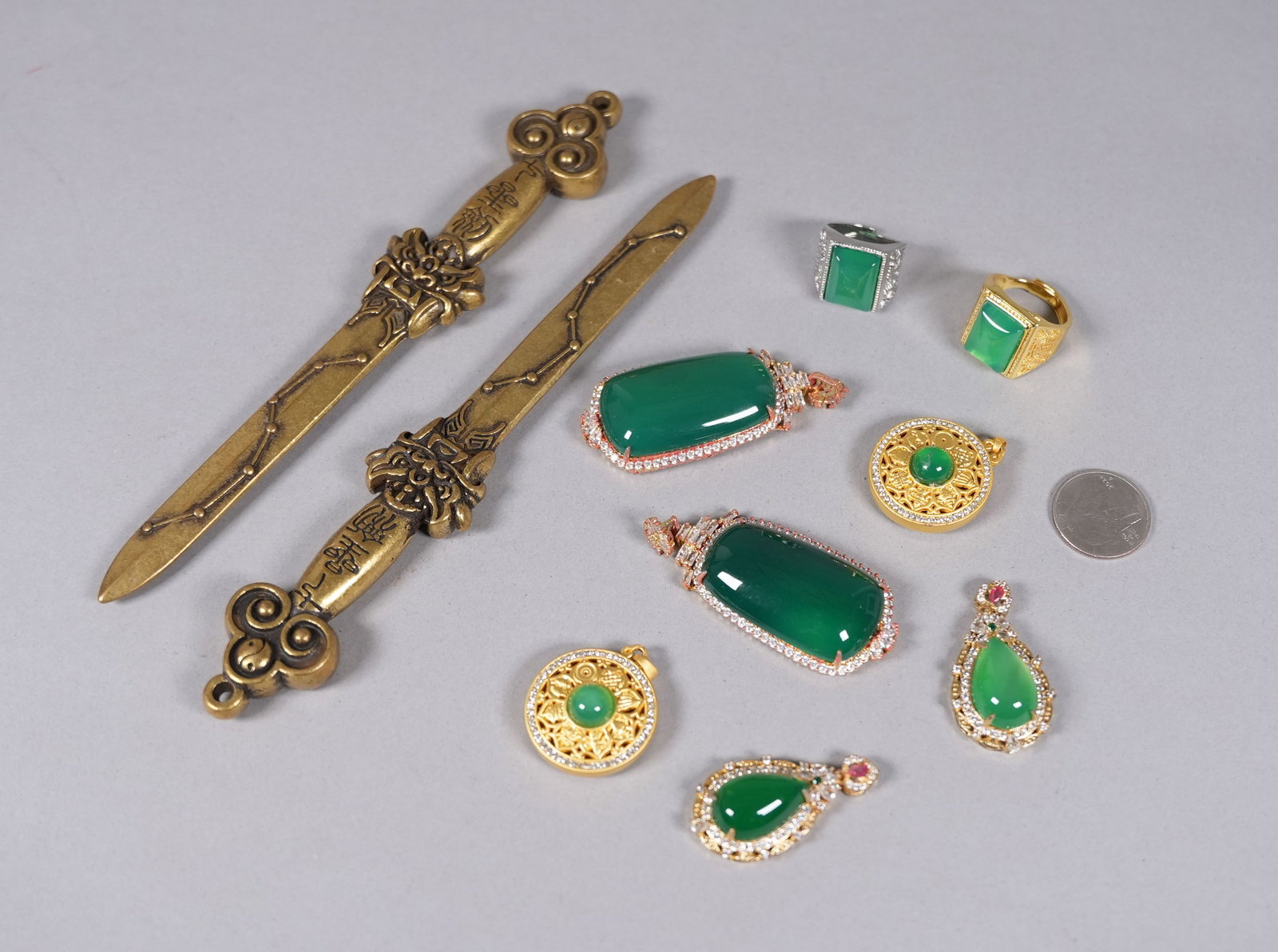 Lots Chinese items - 2