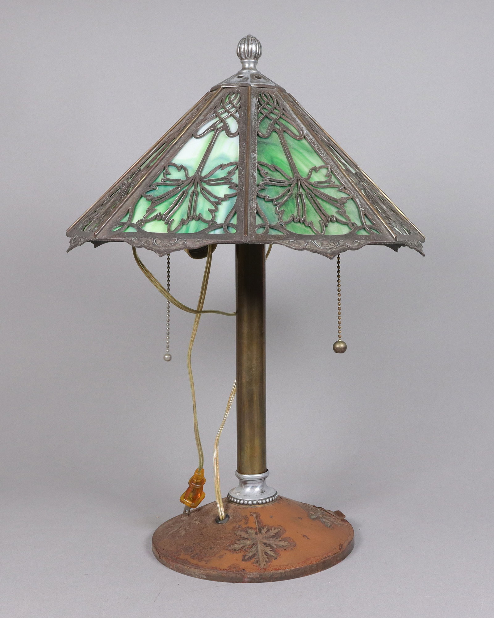 Antique Bradley & Hubbard lamp 1900 (1 of 11)