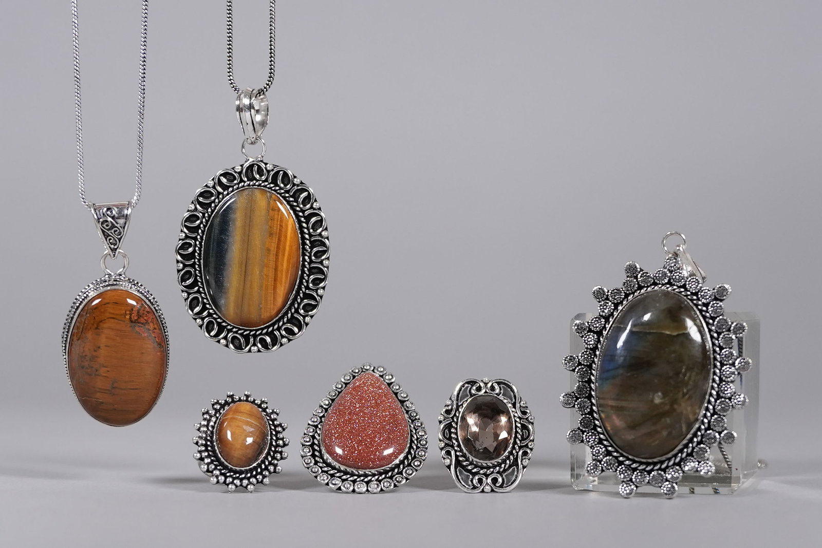 Lots German silver jewelry: Lots German silver jewelry.