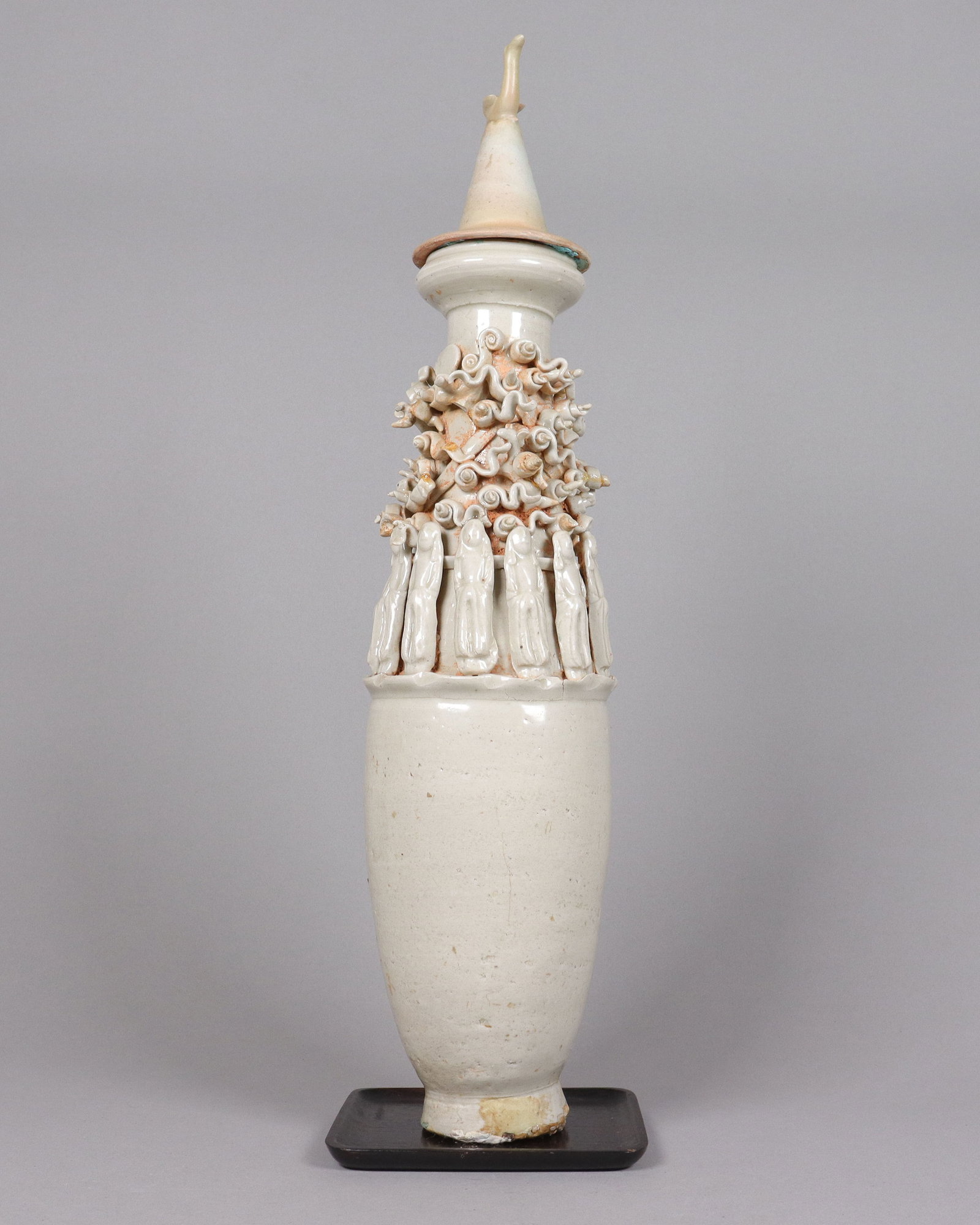 Chinese antique white glaze urn: Chinese antique white glaze urn, condition selling it as is. All sales are final. H: 19.5" x W: 4.5."