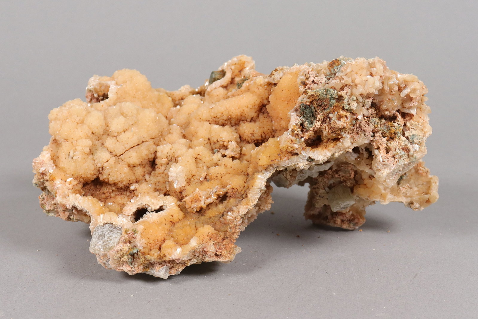 A large geode boulder: A large geode boulder.