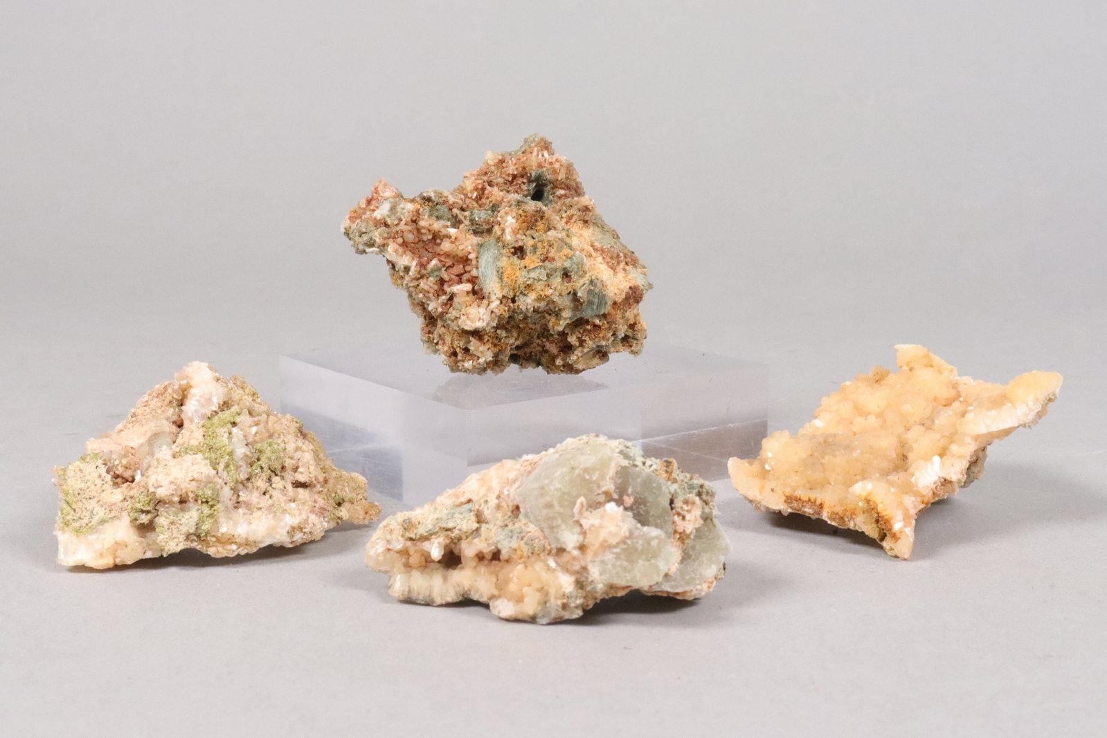 Lots geodes specimen: Lots geodes specimen.