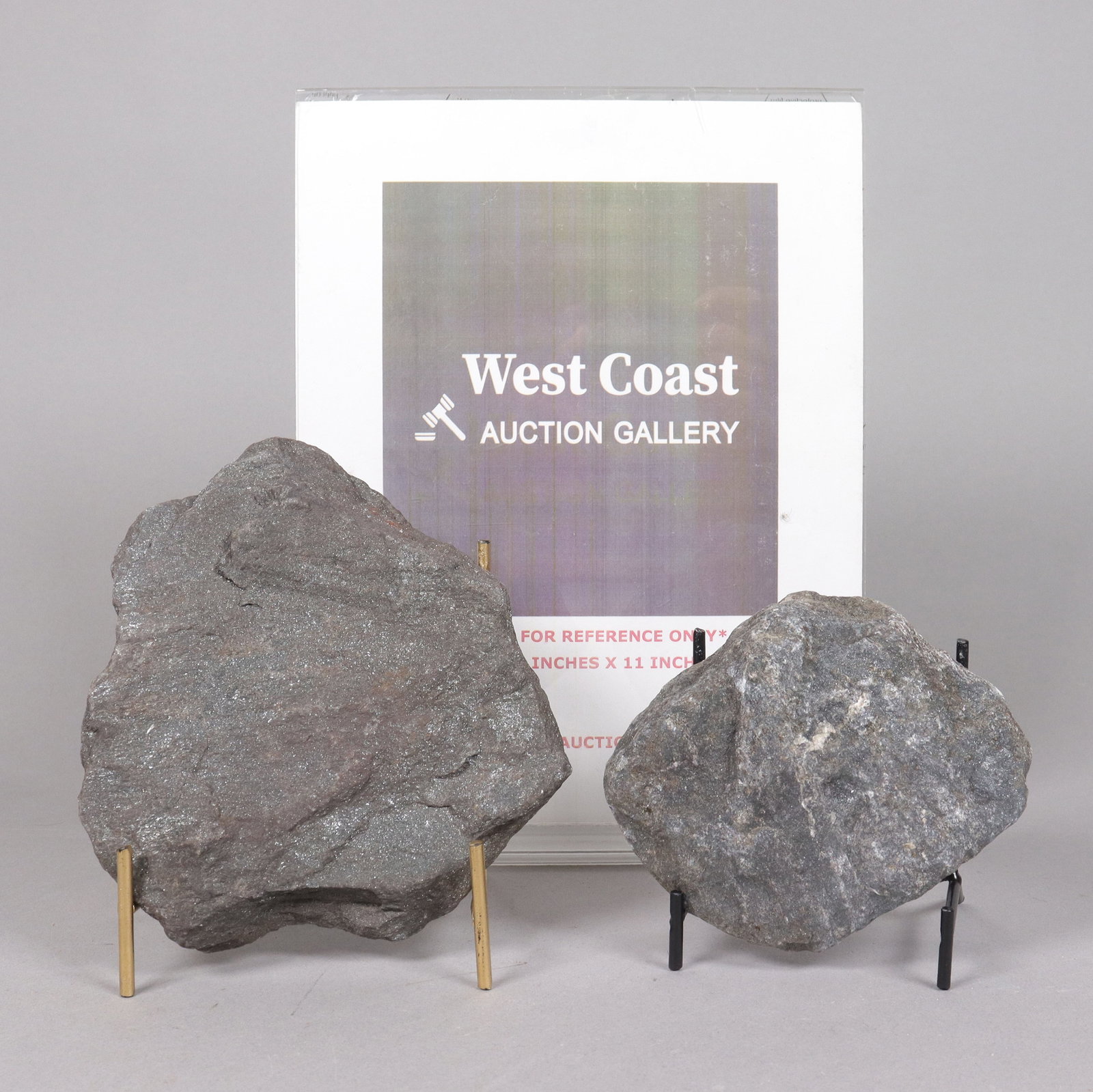 Lots meteorite specimen - 2