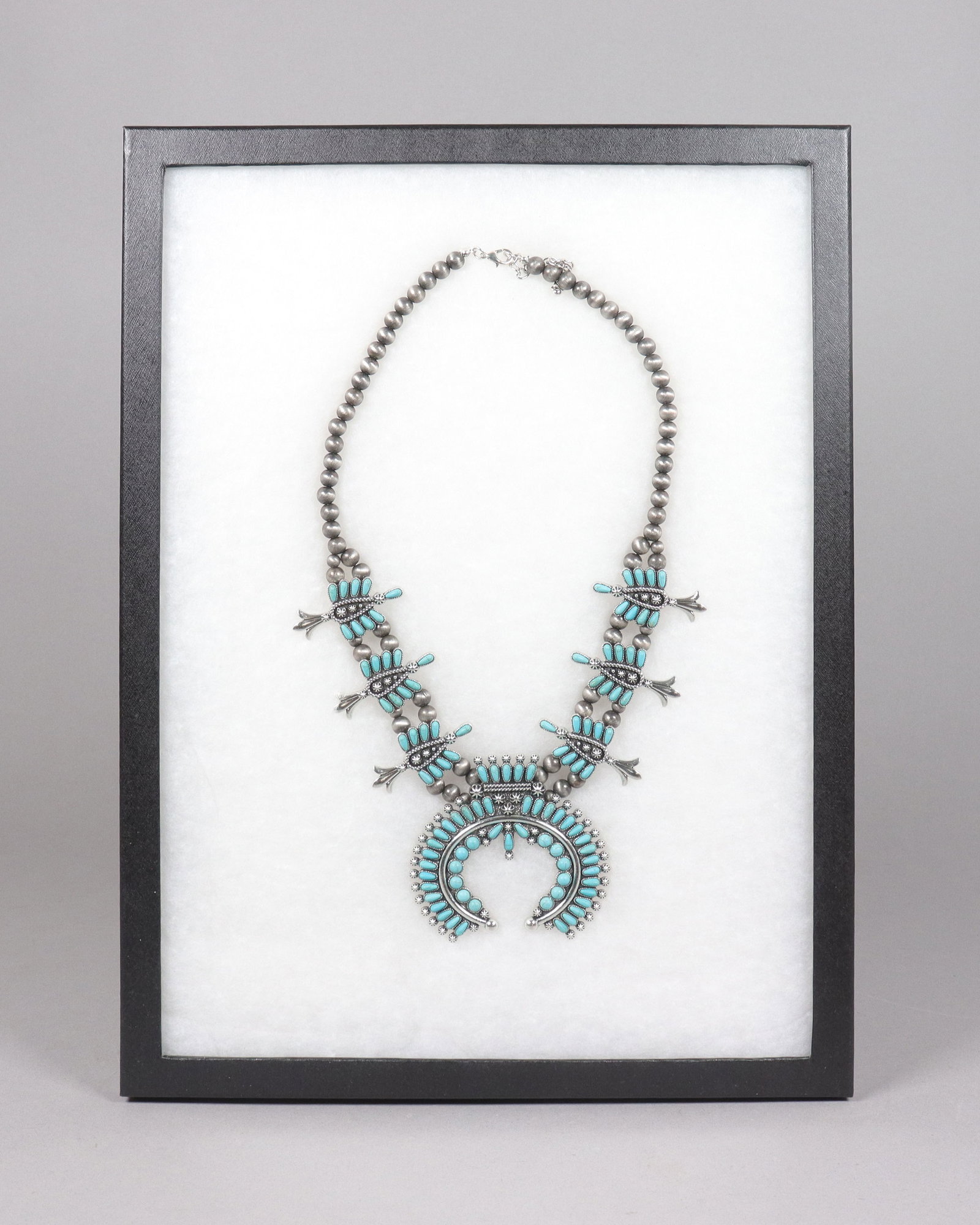 A fine turquoise necklace: A fine turquoise necklace. All sales are final, no return.