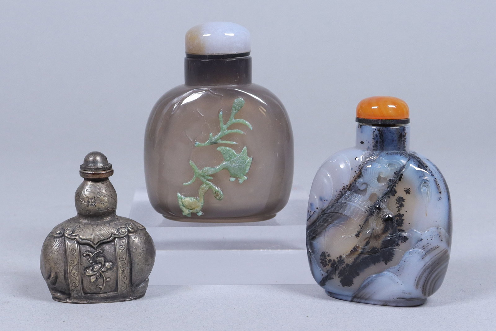 Lots Chinese antique snuff bottles (1 of 9)