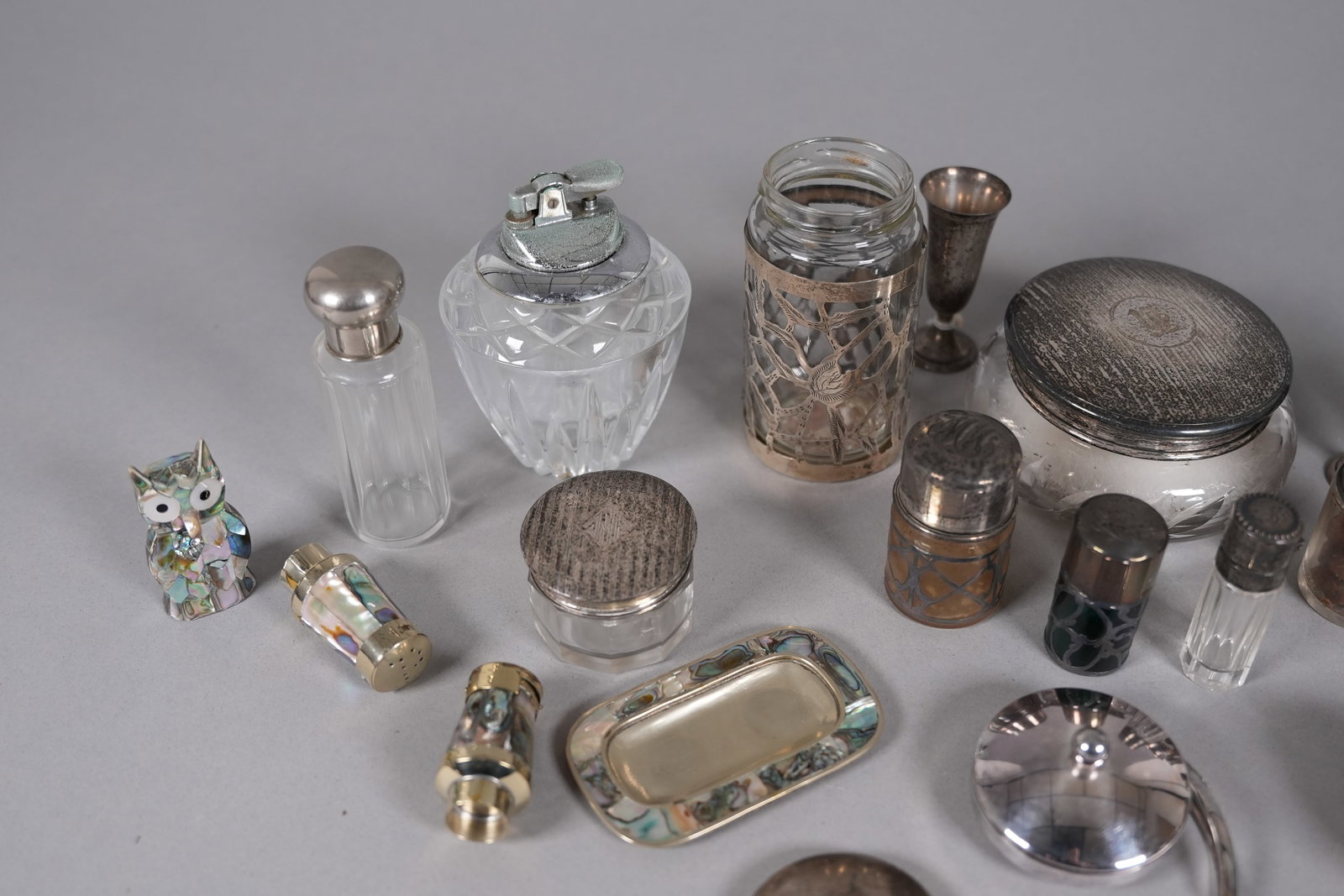 Lots vintate items possibly silver - 3