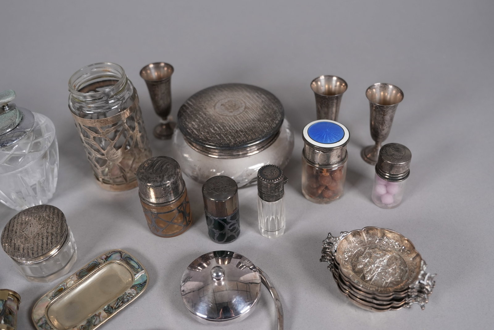 Lots vintate items possibly silver - 4