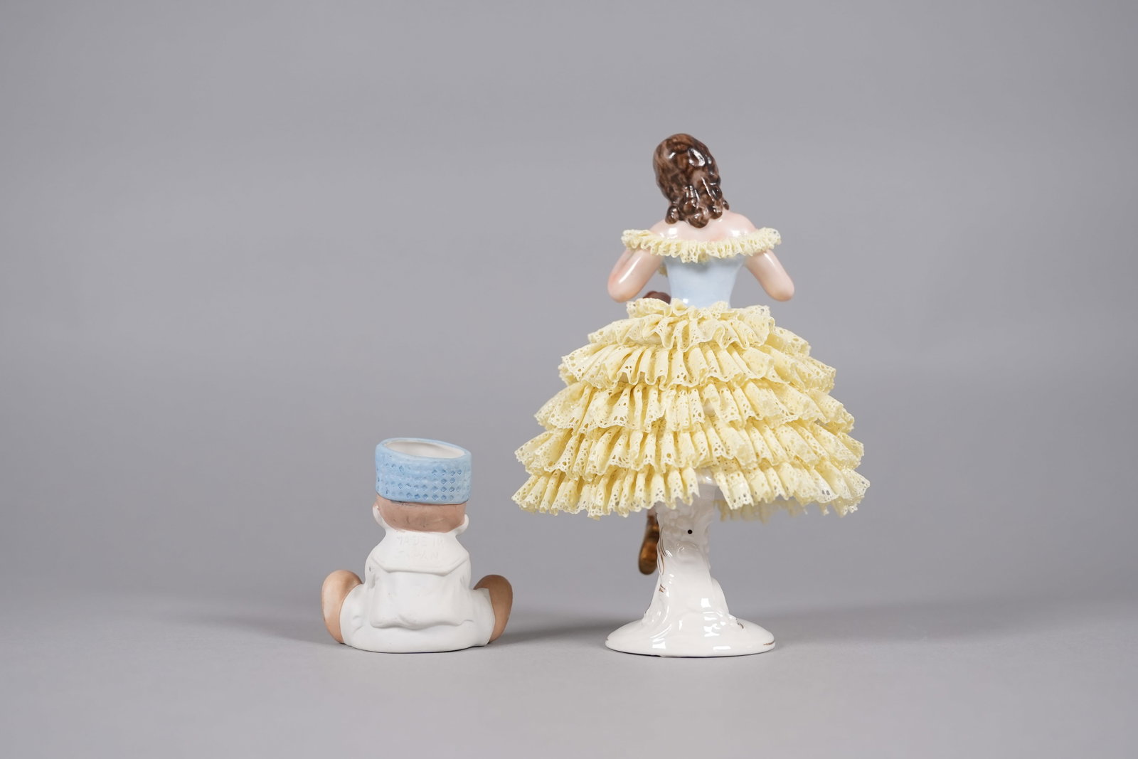 Lots figurine signed - 4