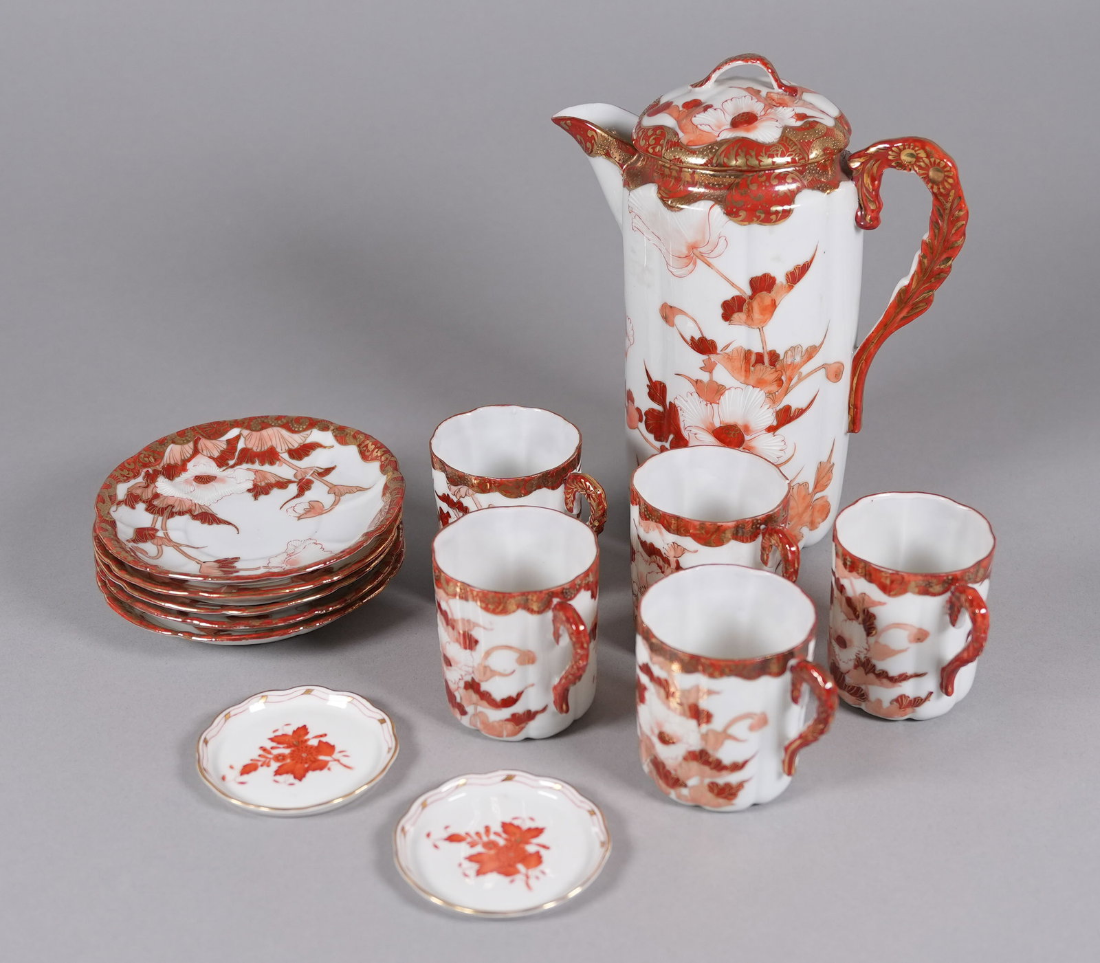 Lots estate ceramics: Lots estate ceramics, largest H: 9.3" x W: 7.5."