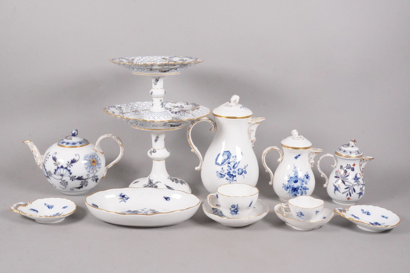 Lots Meissen porcelain items: Lots Meissen porcelain items, largest H: 12.3" x W: 9.5."