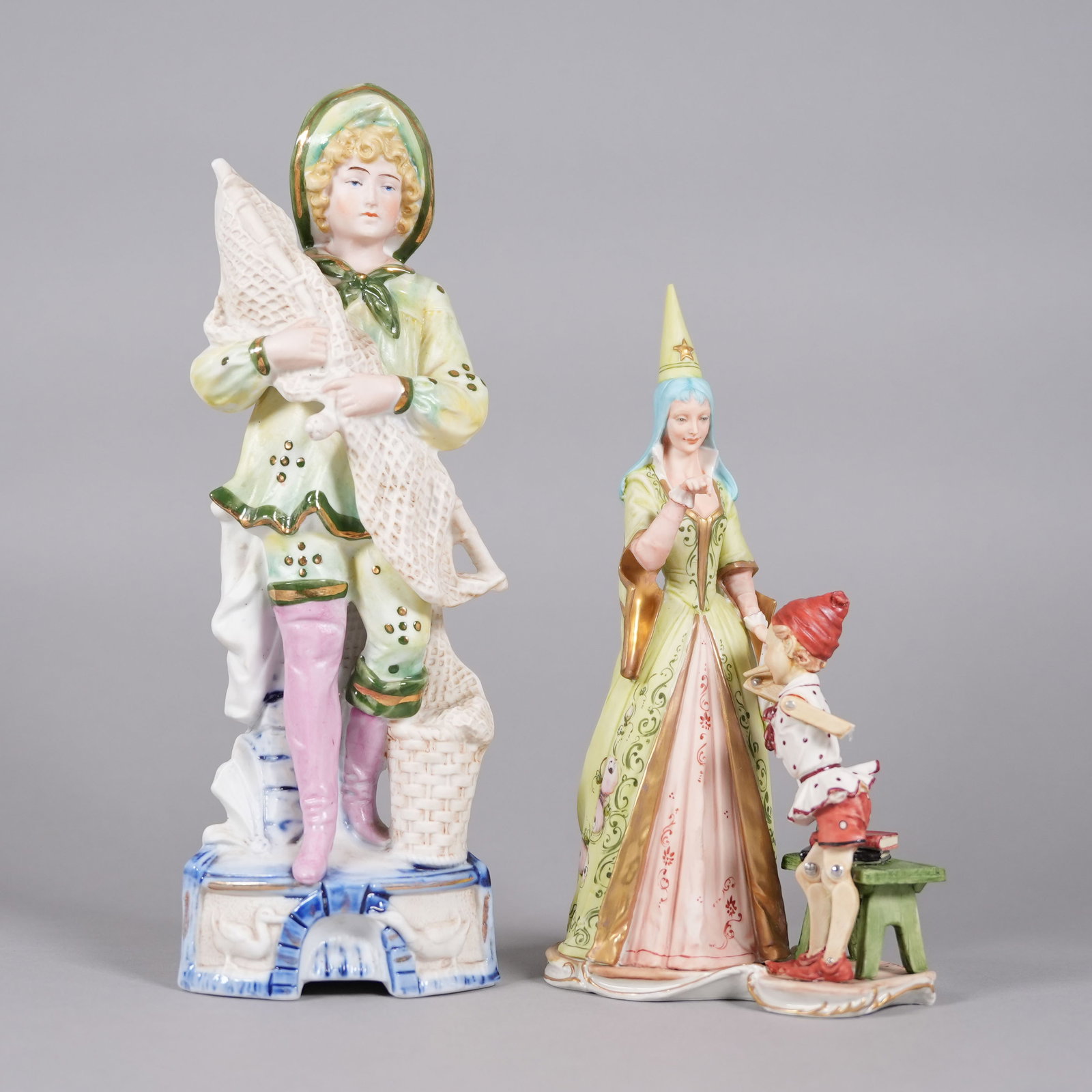 2 fine European porcelain figurine (1 of 9)