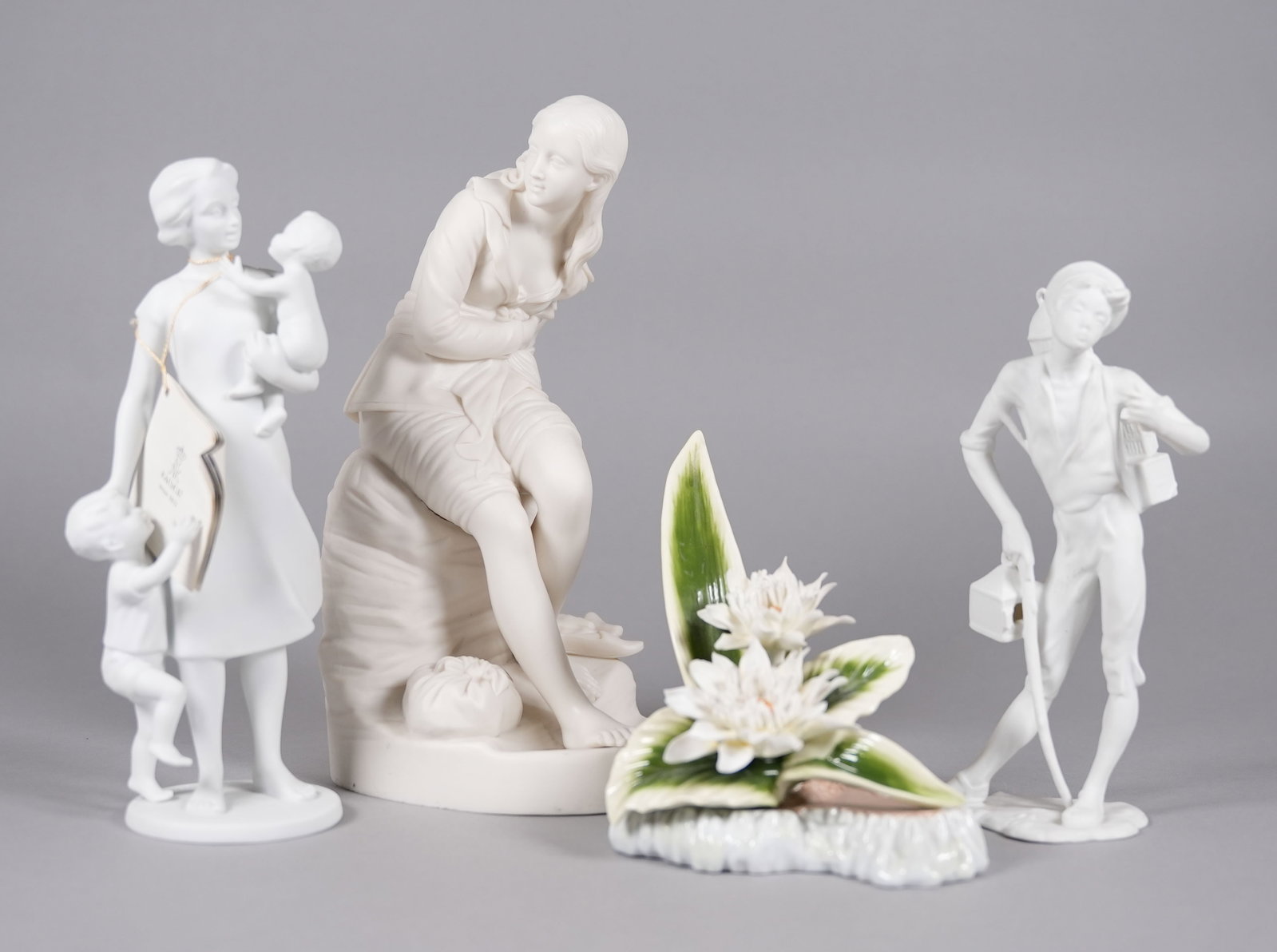 Lots vintage European porcelain figurines: Lots vintage European fine porcelain figurines. Largest H: 11.8" x W: 6."