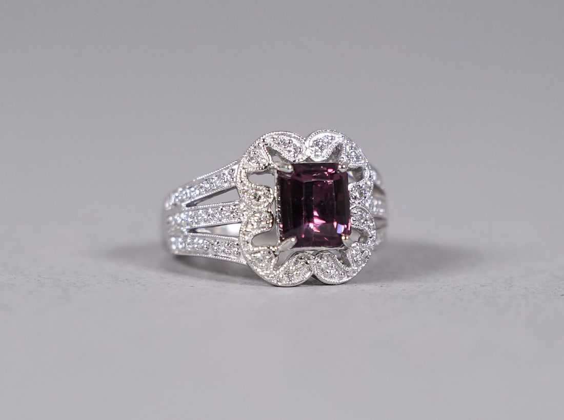 Platinum natural pink spinel and diamond ring GIA (1 of 10)