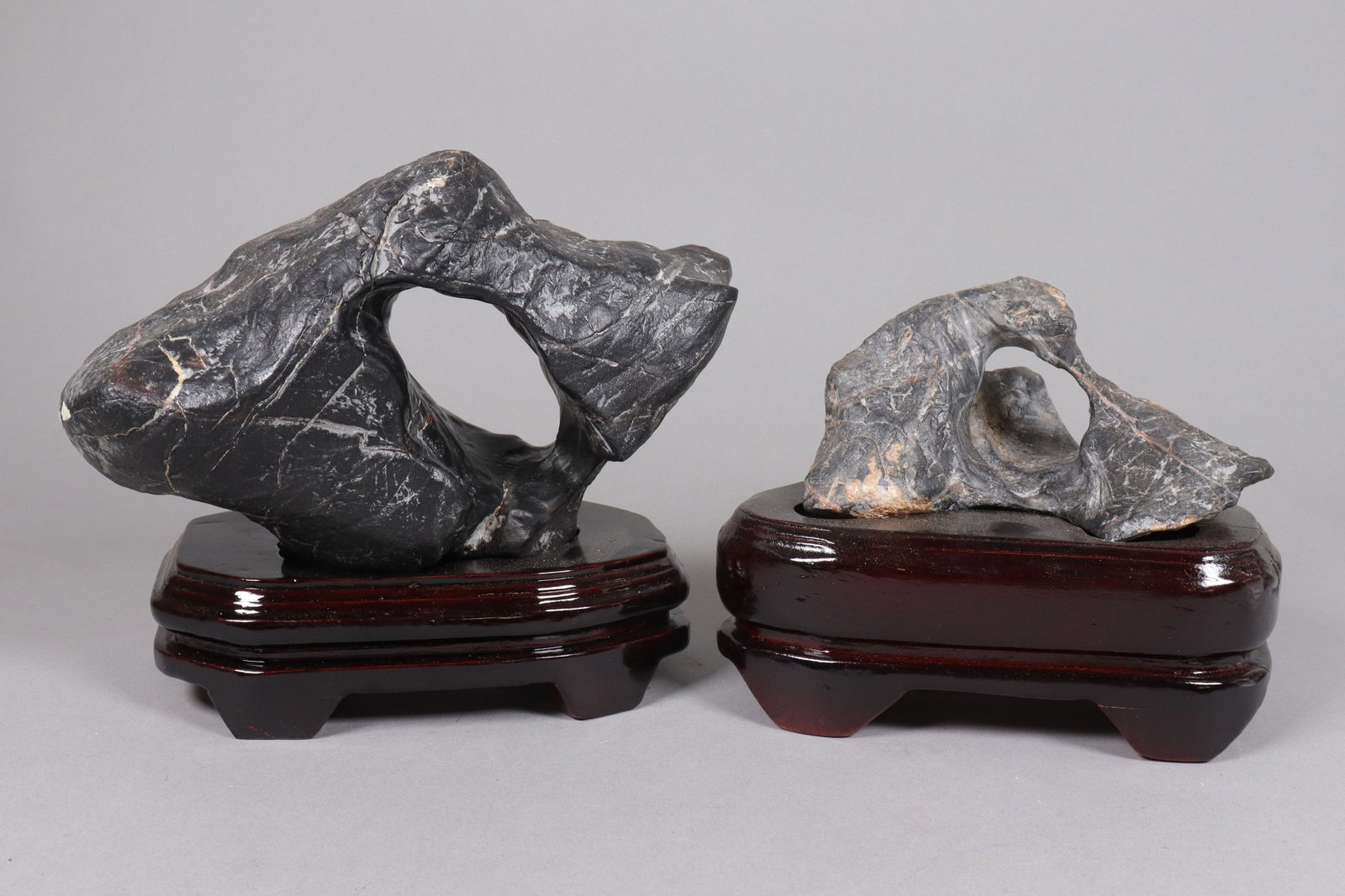 2 Chinese scholar rock estate: 2 Chinese scholar rock estate, heavy in weight.