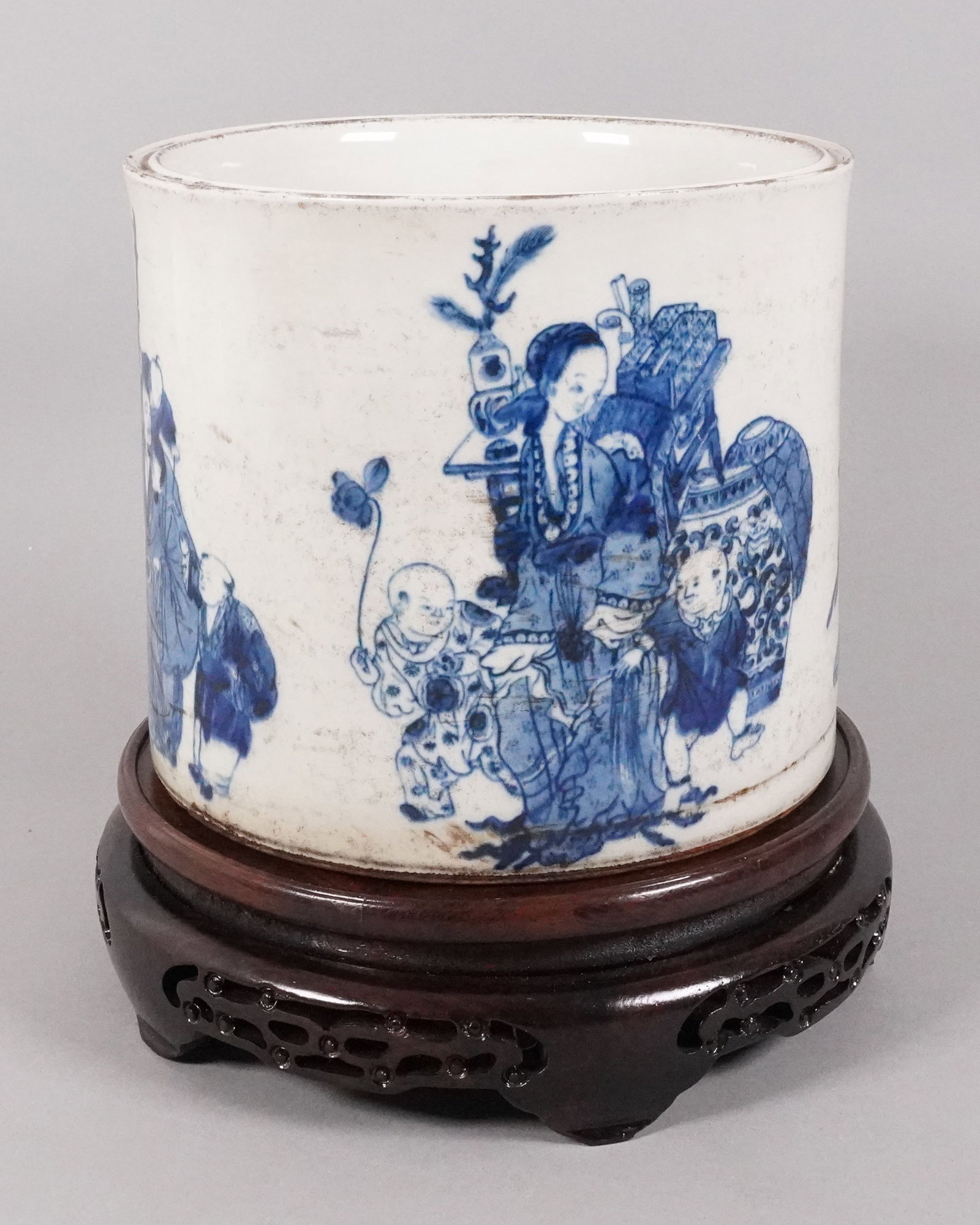 Chinese antique b/w brush pot (1 of 5)
