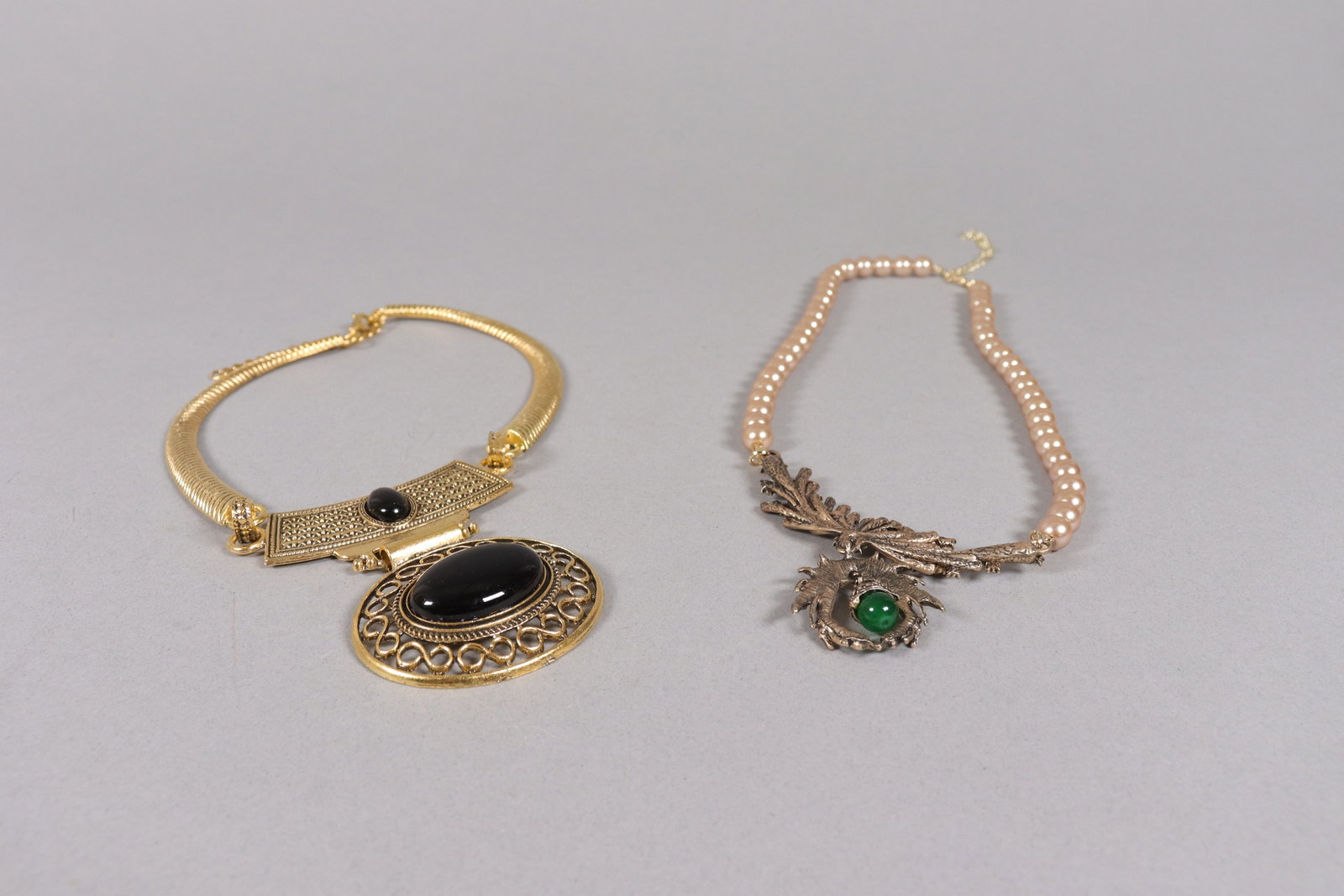 Lots Asian items - 7