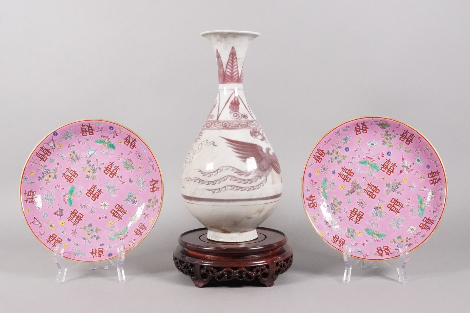 Lots Chinese fine porcelains: Lots Chinese fine porcelains, largest H: 11.7" x W: 5.5."
