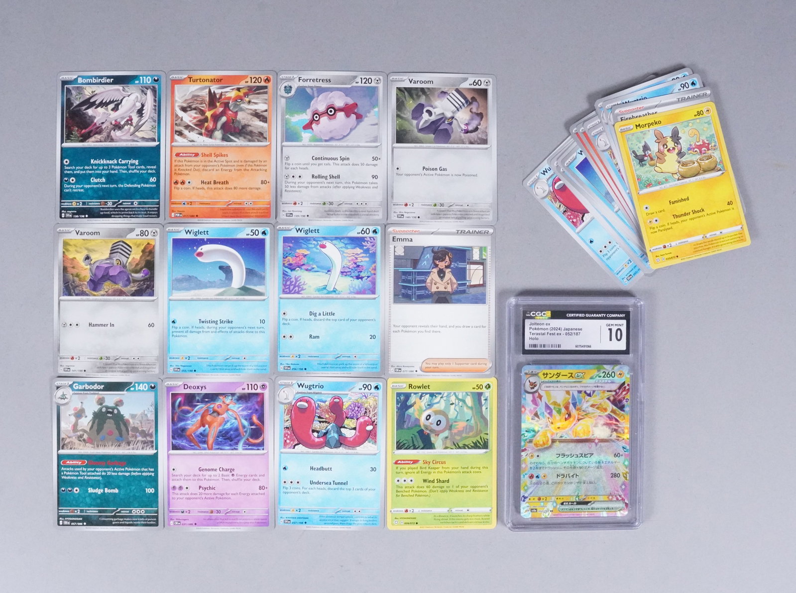 Lots Pokemon cards PSA: Lots Pokemon cards, one is PSA graded. From an estate.
