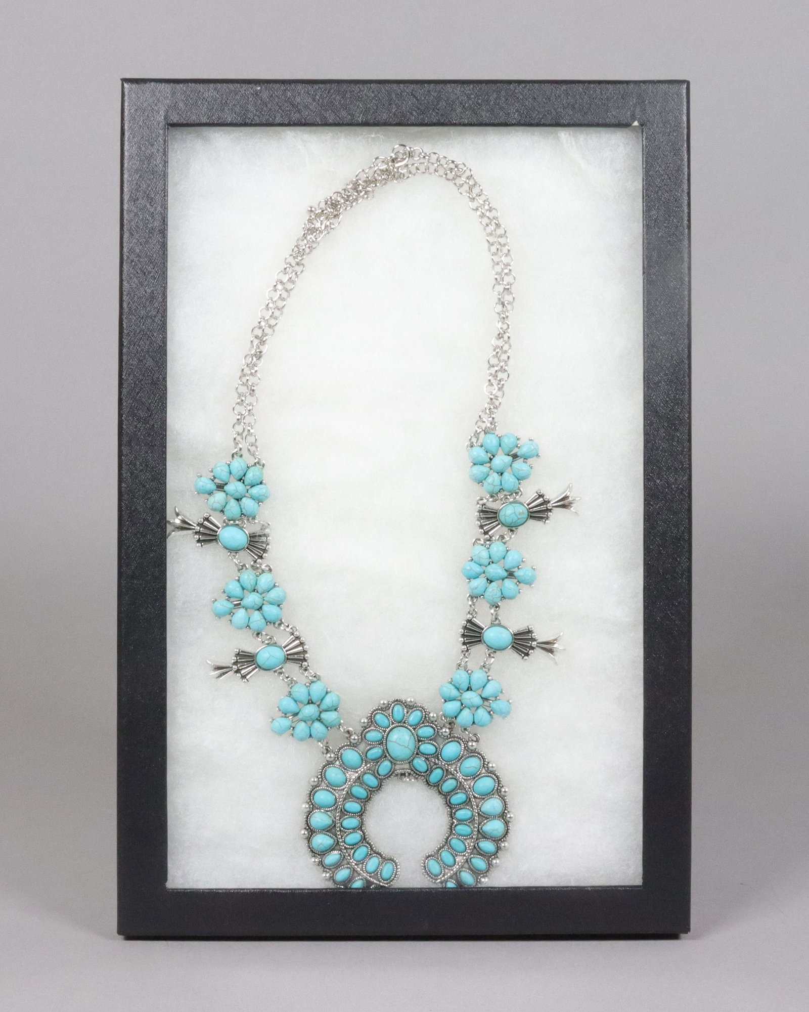 Vintage fine estate necklace: Vintage fine estate necklce.