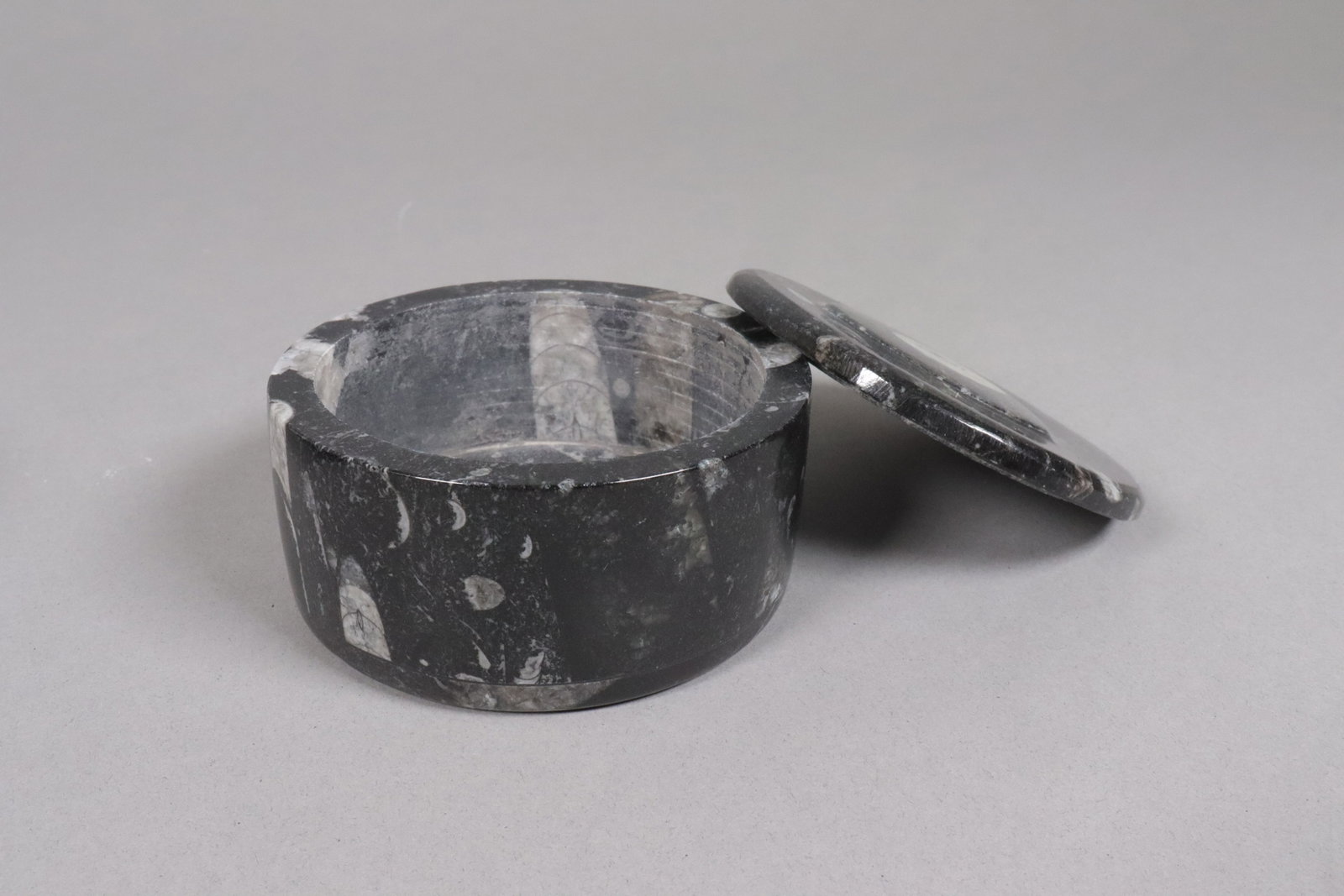 Lots fine estate items - 3