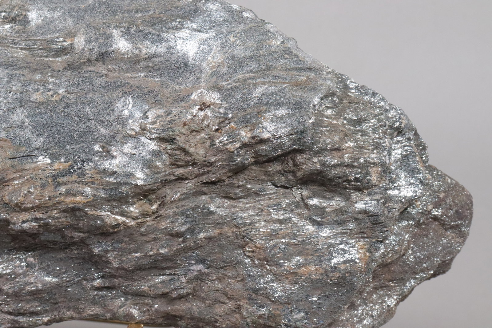 A large possibly meteorite estate - 4