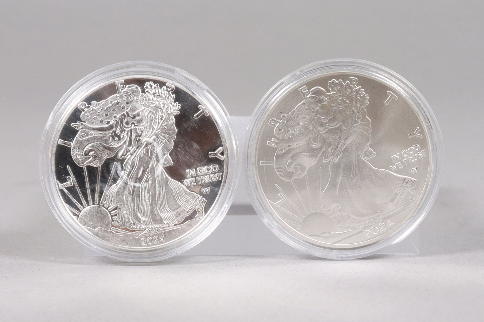 Lots estate coins ungraded: Lots estate coins ungraded. We do not guarantee its material, age, grading, engraving and carvings. All sales are final, no return. Please contact us if you have any question before bidding. Condition