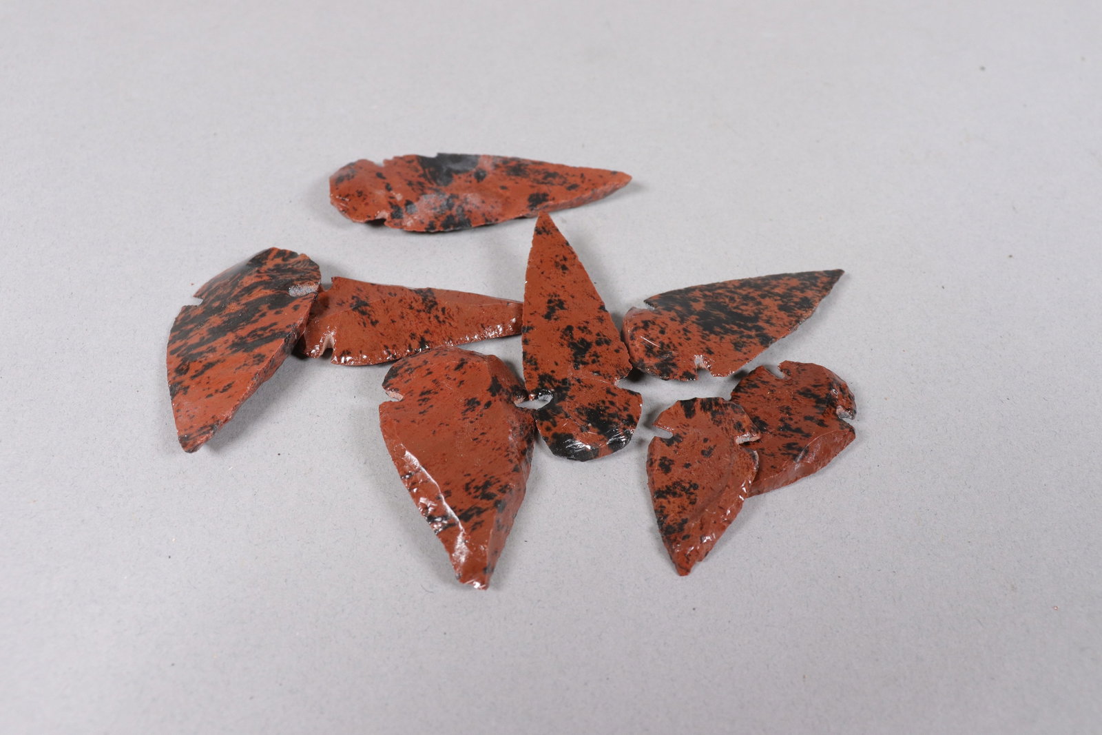 Lots estate arrowheads - 5