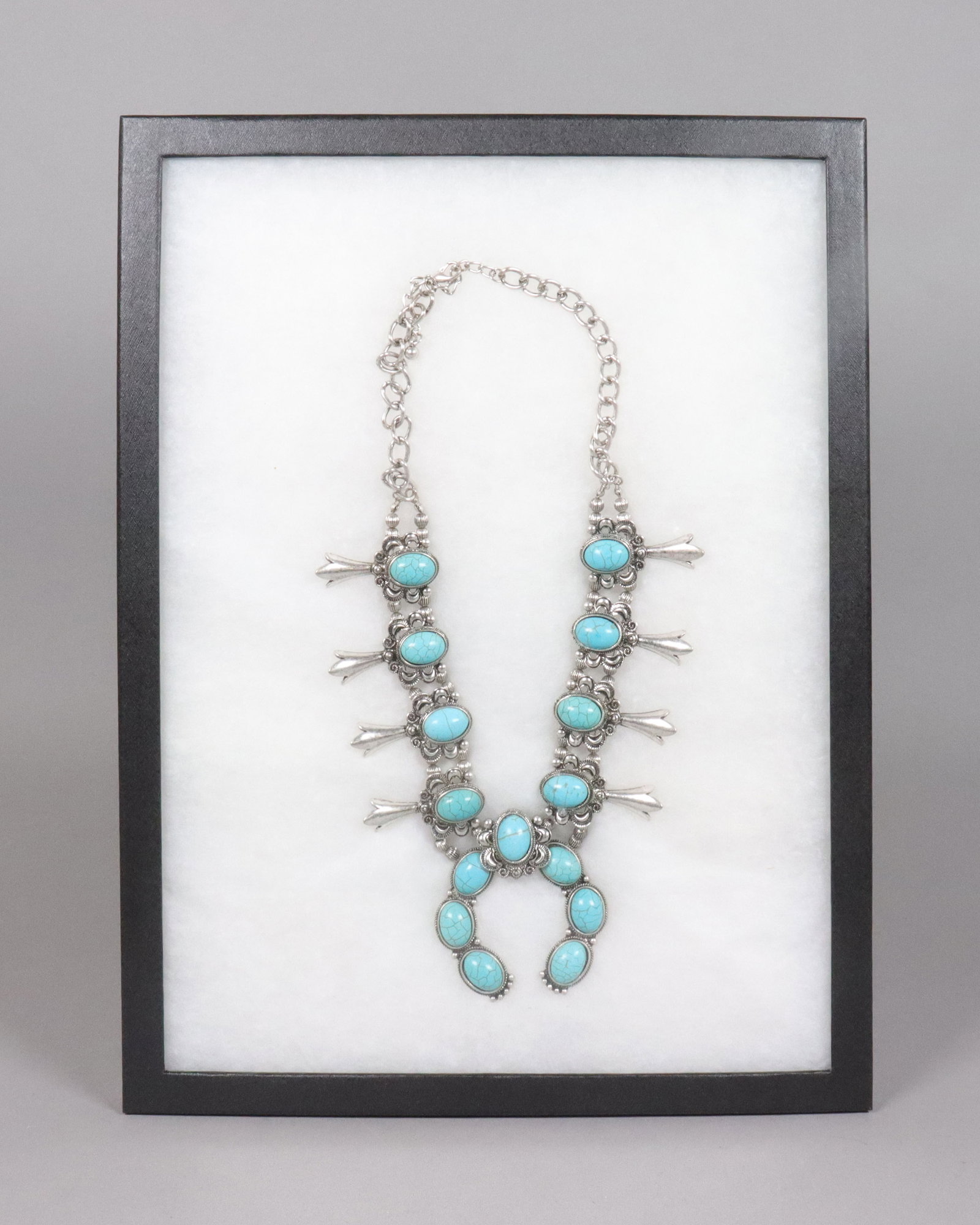 Vintage fine estate necklace: Vintage fine estate necklce.