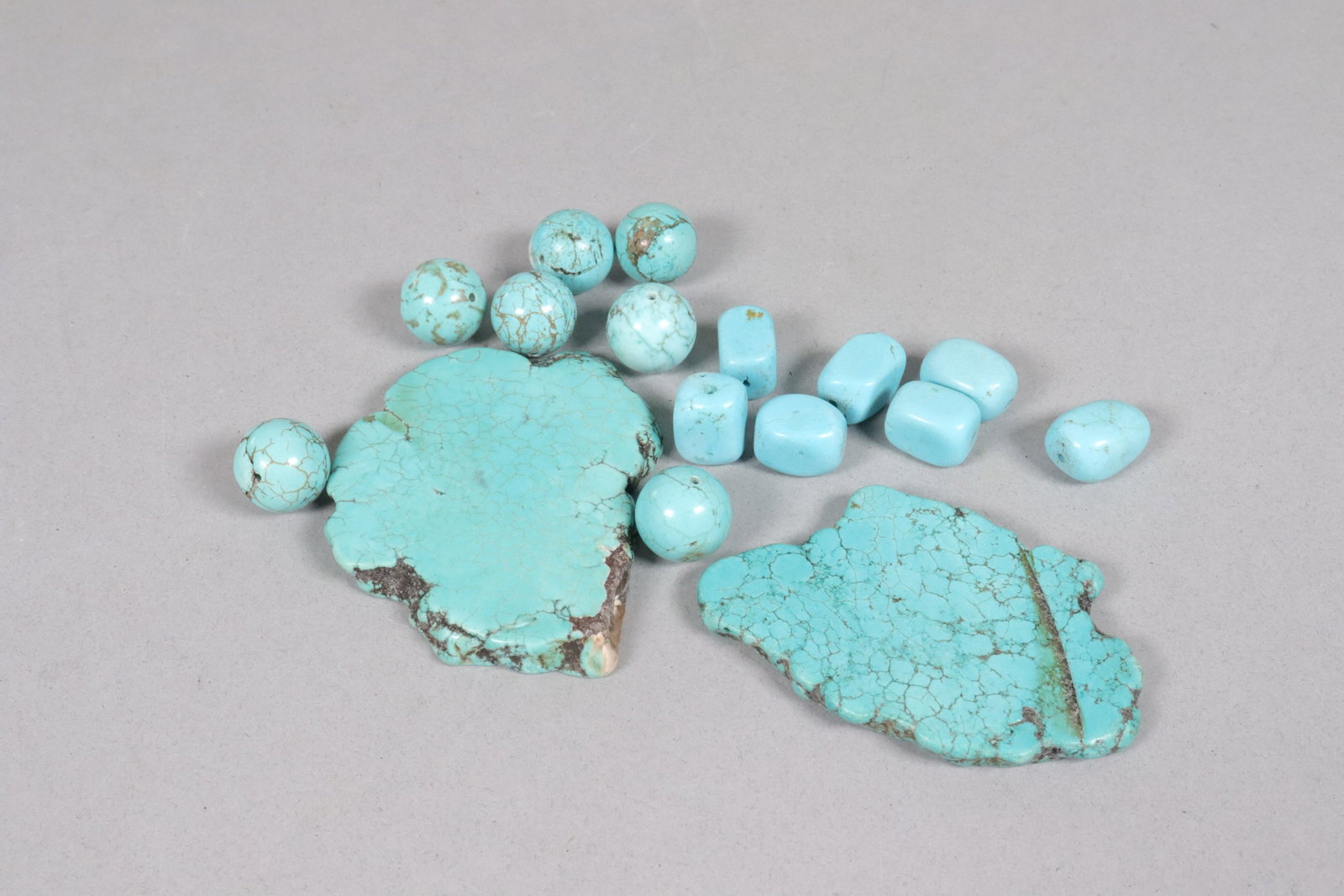 Lots turquoise beaded items - 4