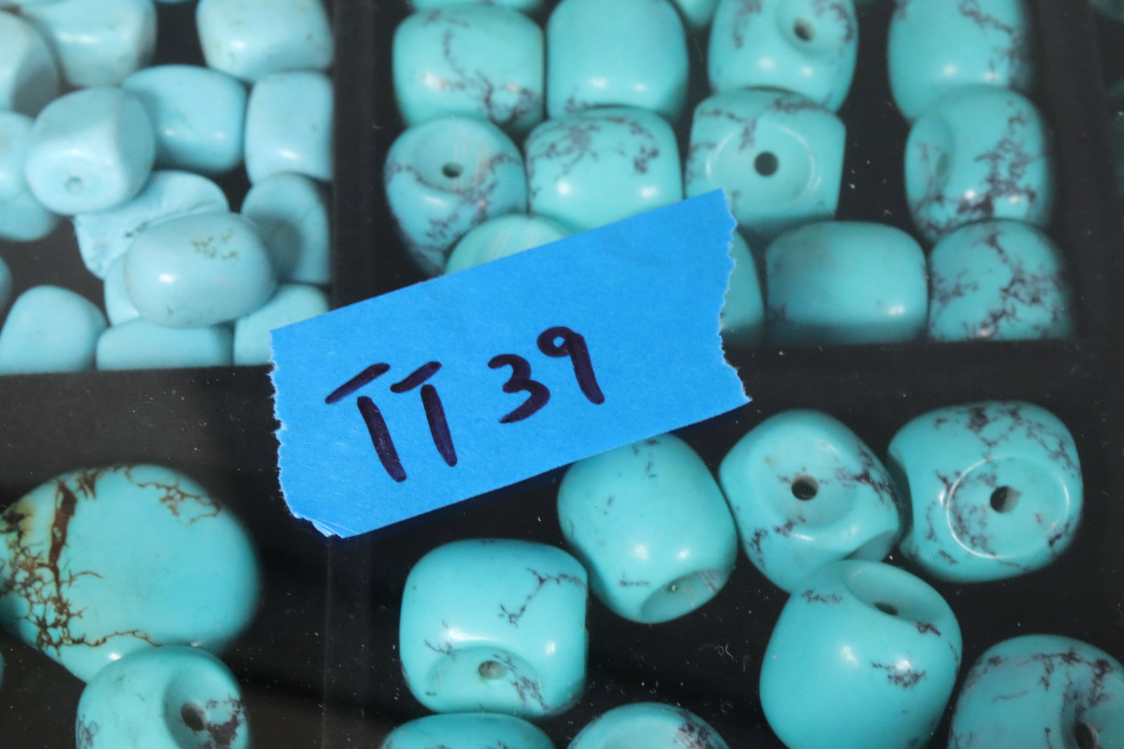 Lots turquoise beaded items - 7