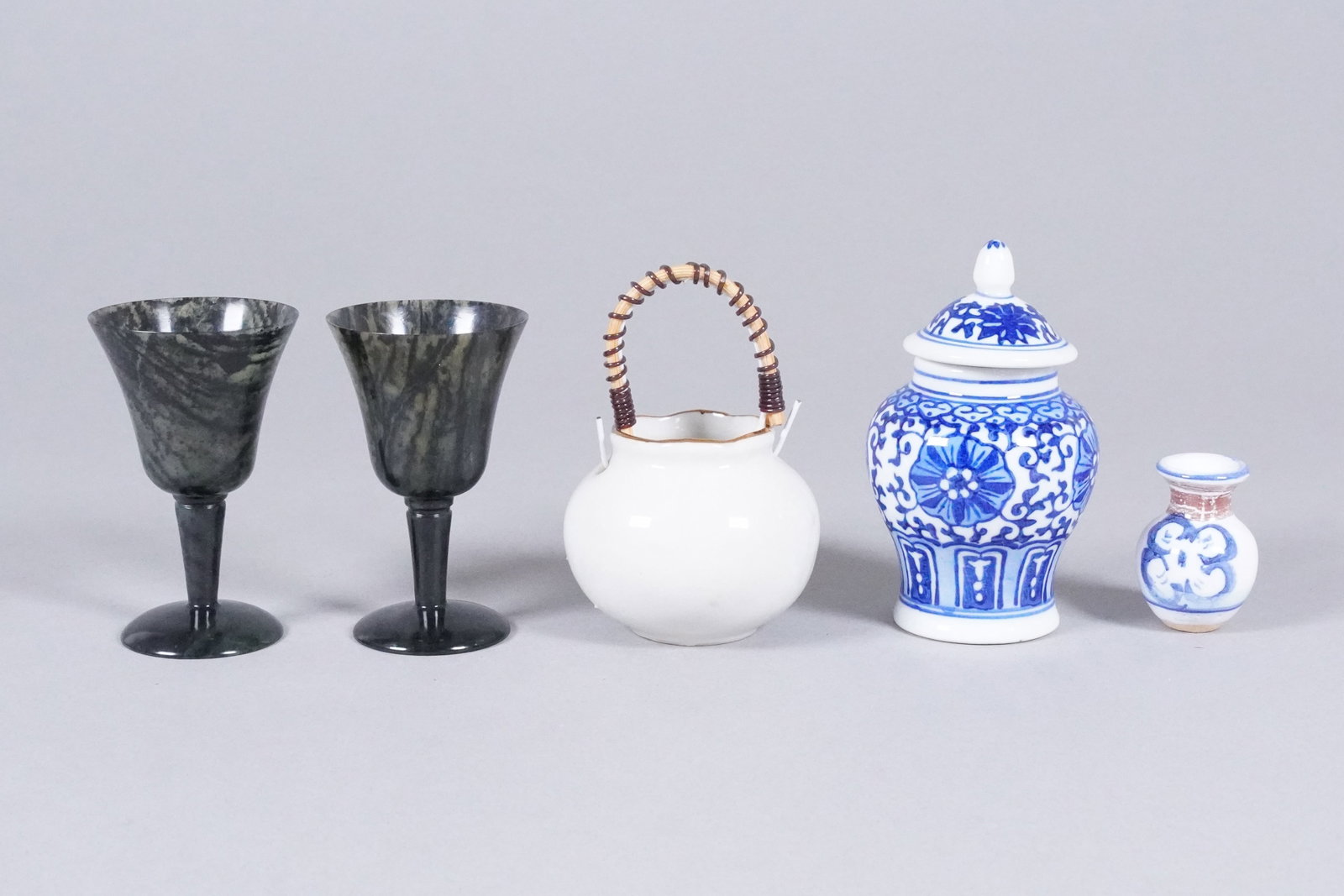 Lots Asian decorative items - 2