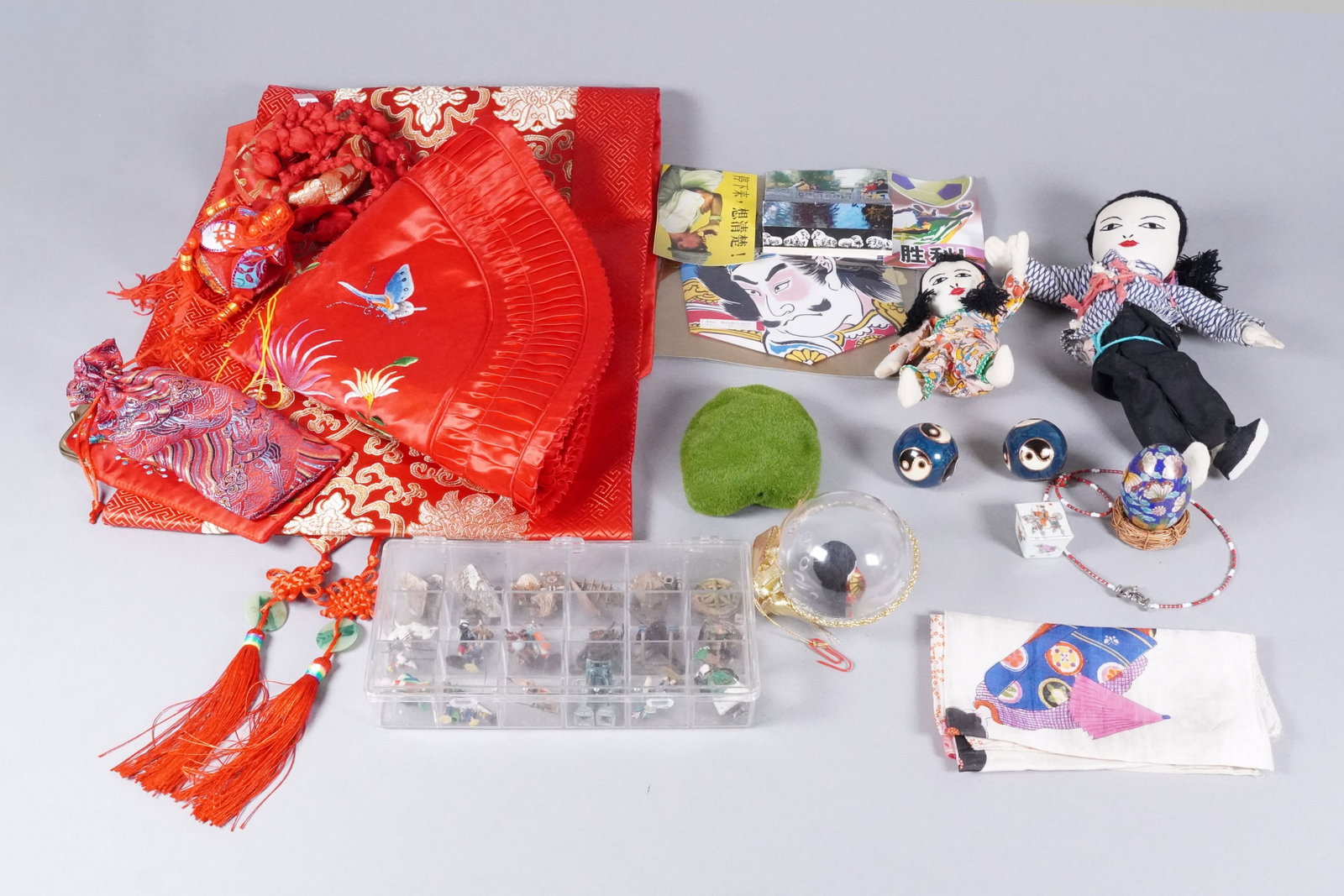 Lots Asian items (1 of 10)