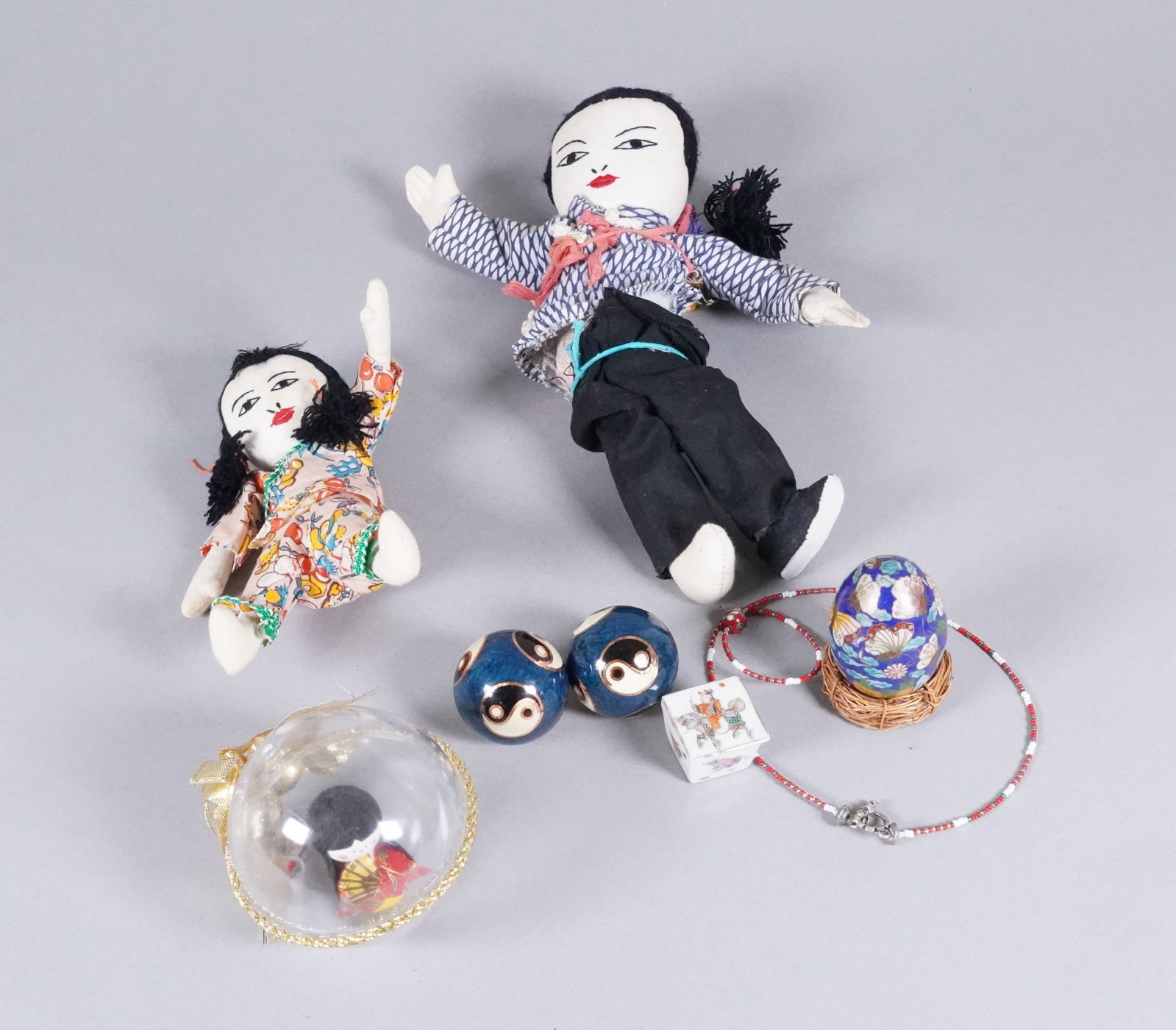 Lots Asian items - 2
