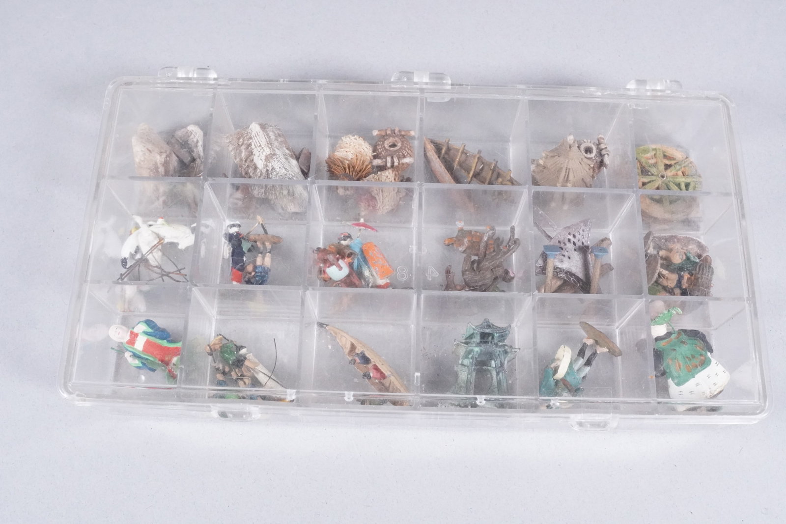 Lots Asian items - 4