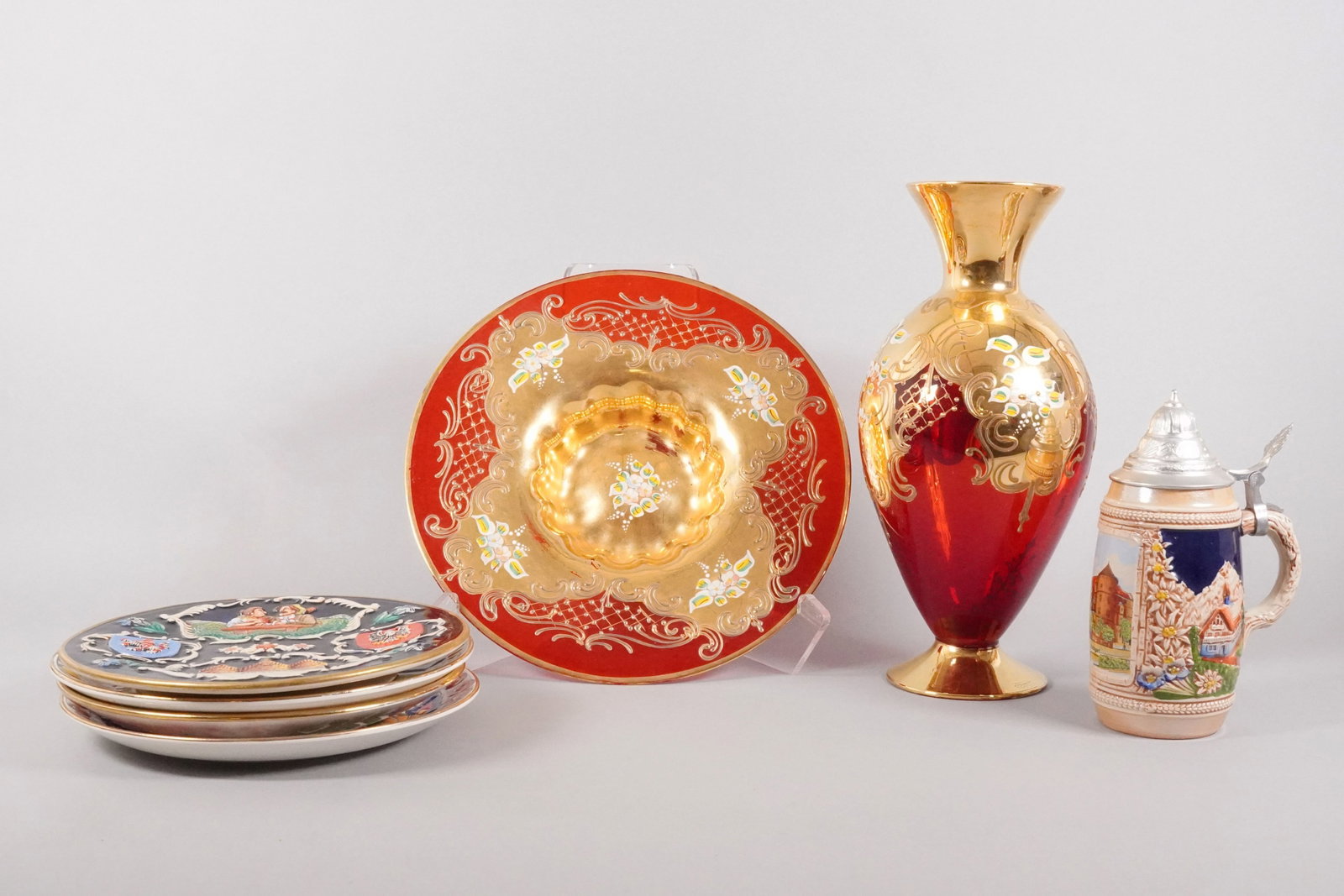 Lots European vintage items: Lots European vintage items. Largest H: 13.5" x W: 7."
