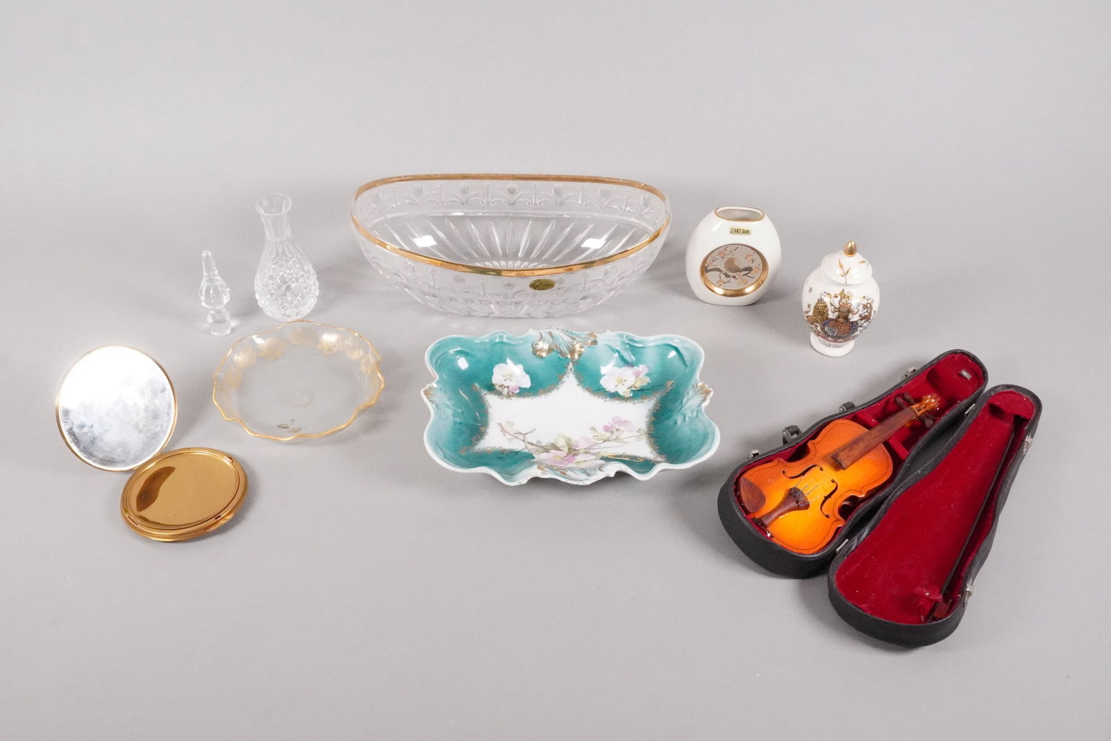Lots vintage items: Lots vintage items, largest H: 12" x W: 4."