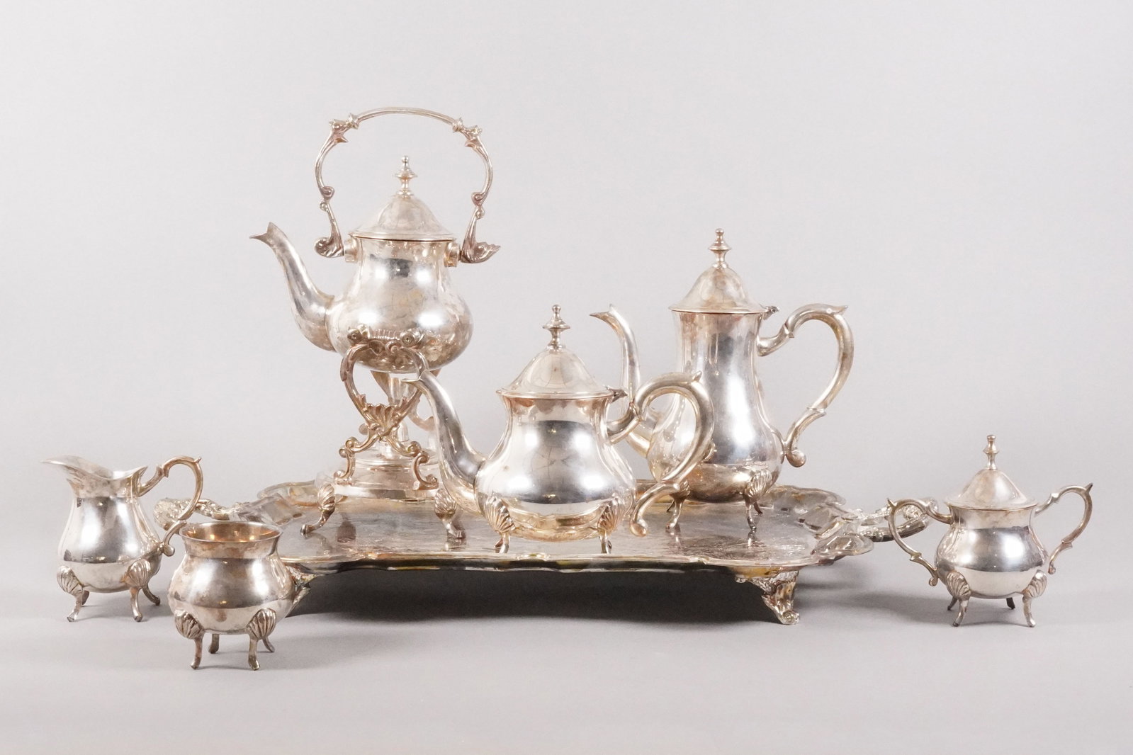 Lots silver plated items: Lots silver plated items, largest H: 2" x W: 23.5."