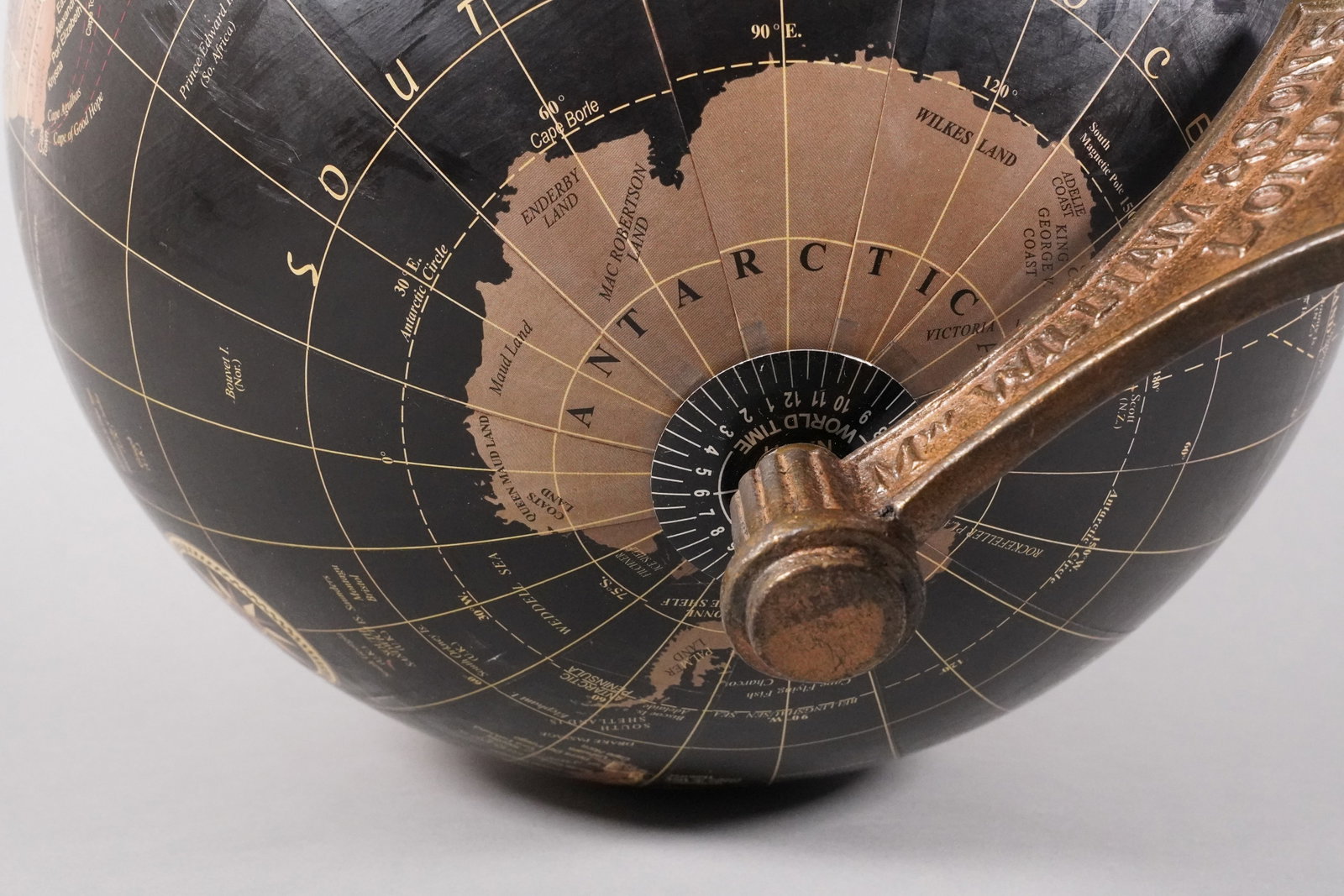 Antique globe estate - 7