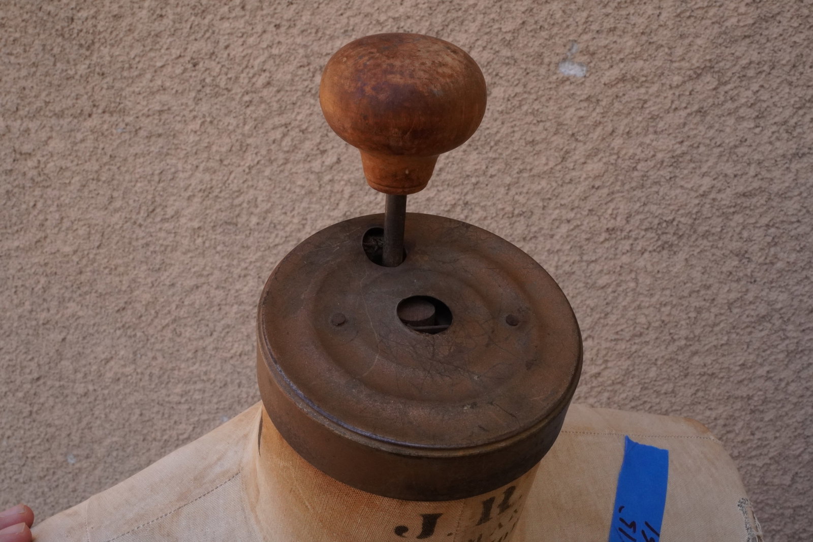 Antique mannequin - 7