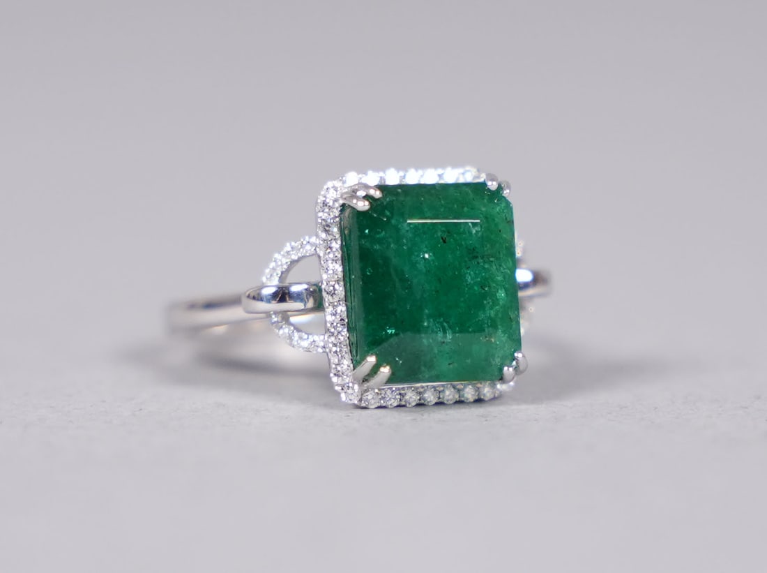18 k gold emerald diamond ring GIA (1 of 10)