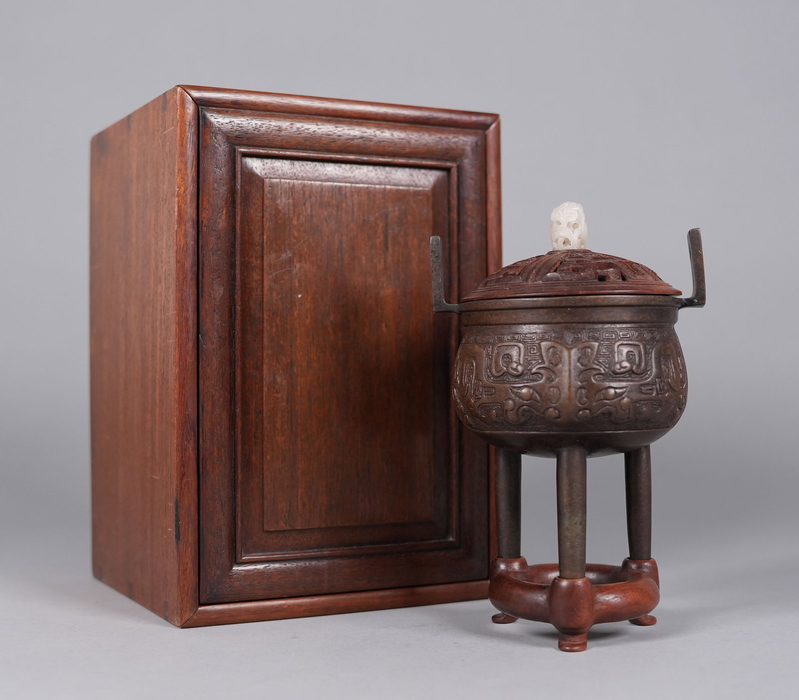 Chinese fine bronze censer with box: Chinese fine bronze censer with box. H: 5.65" x W: 3.25."