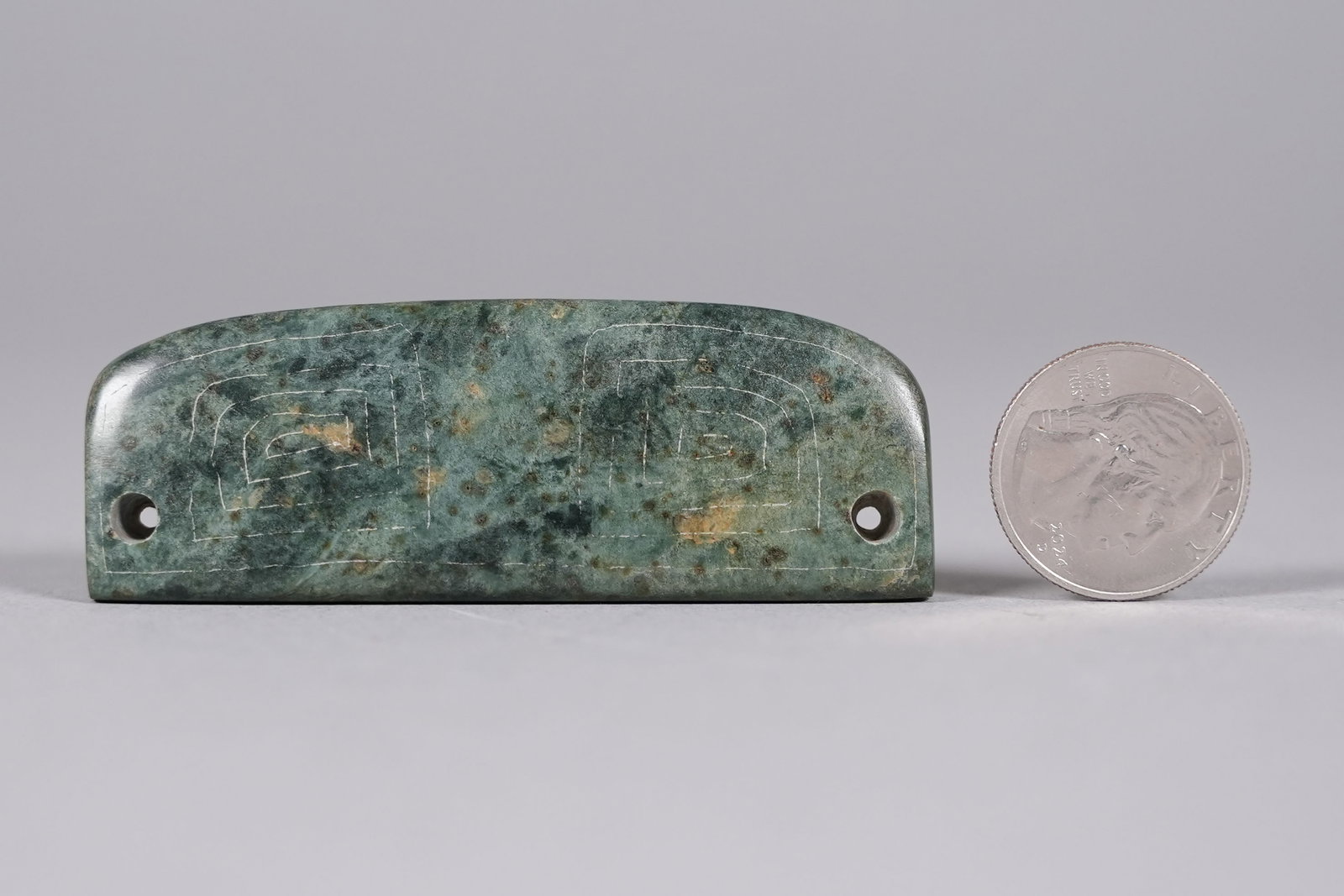 A fine jade celt - 2