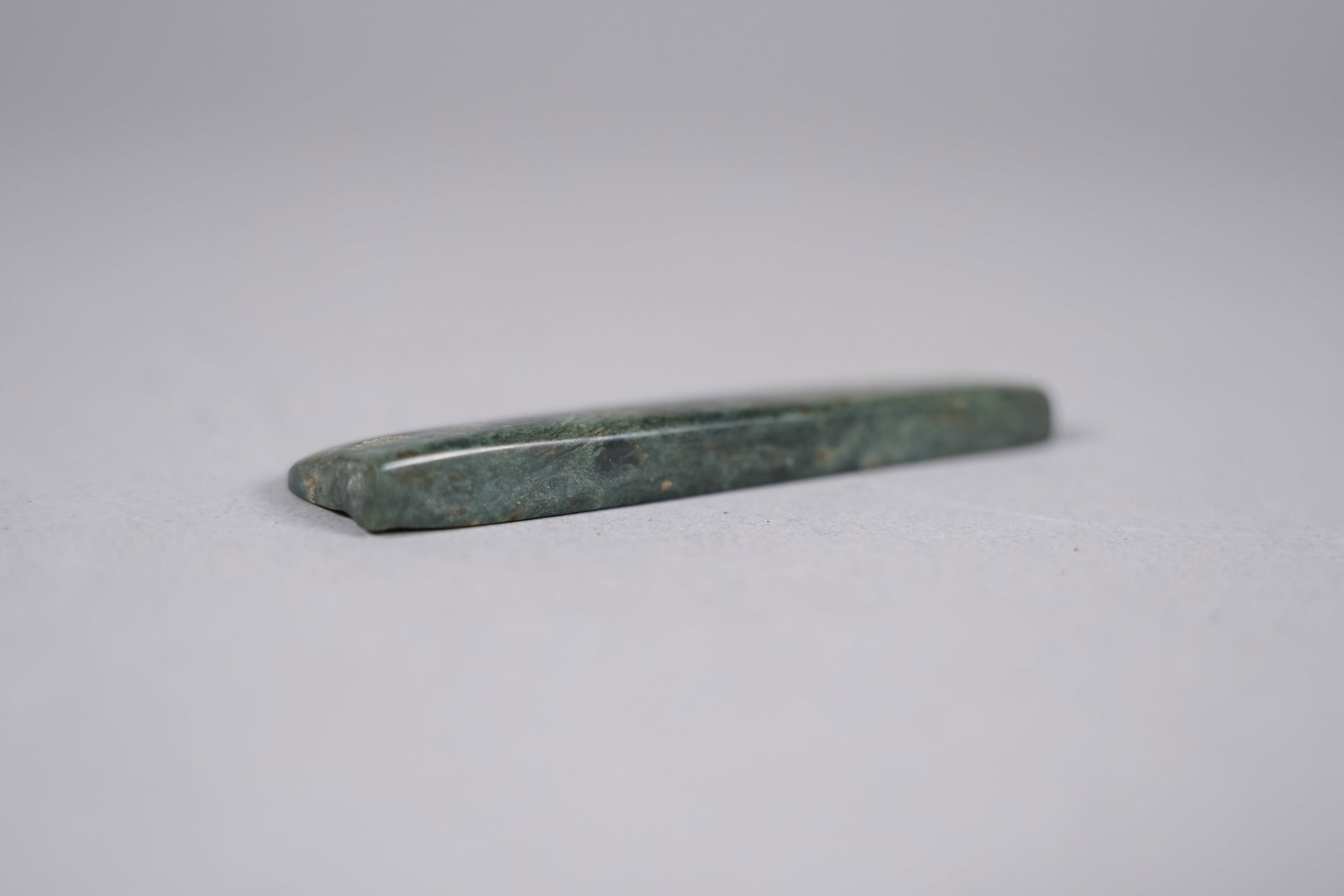 A fine jade celt - 6
