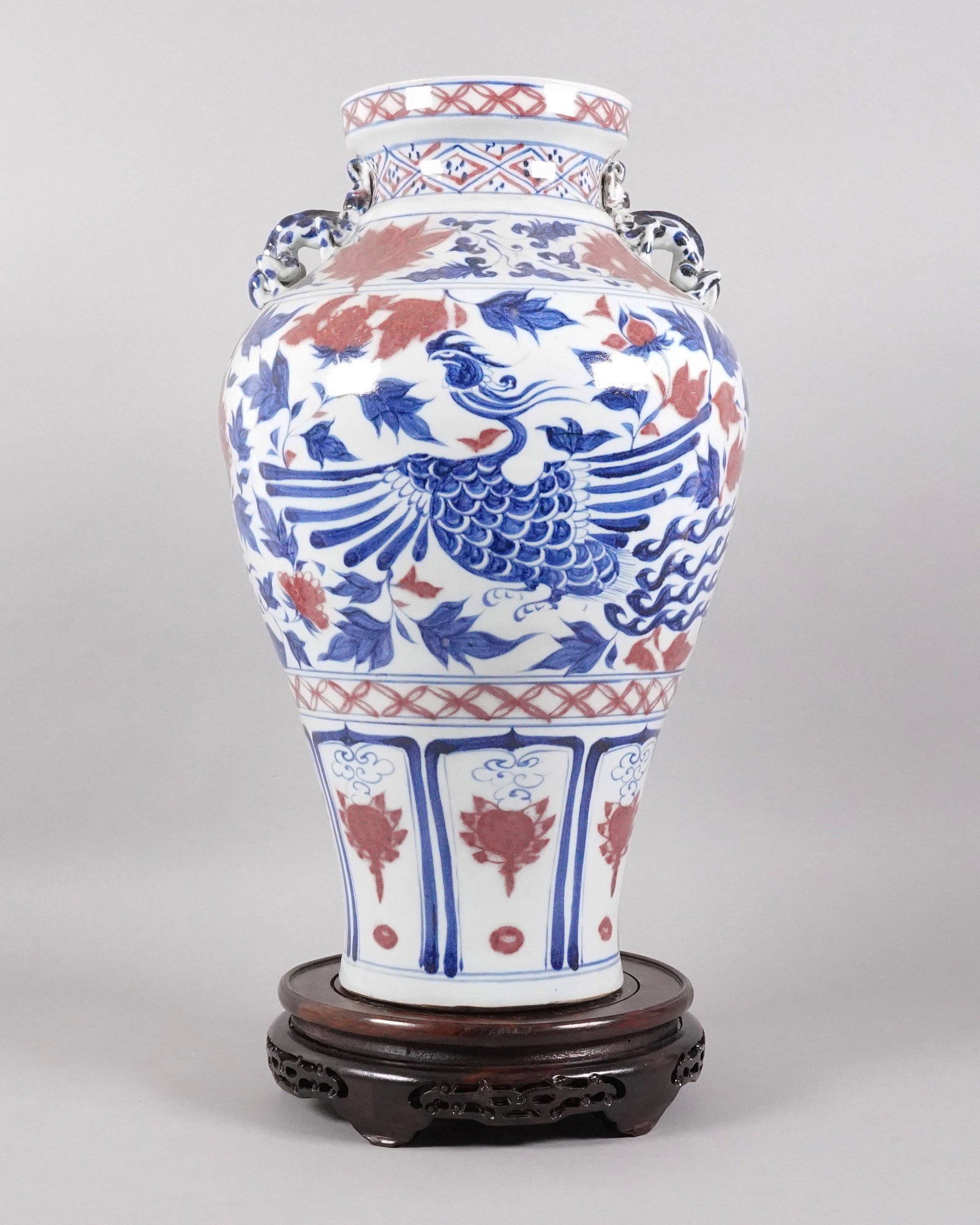 Chinese tall fine vase: Chinese tall fine vase. H: 18" x W: 1."