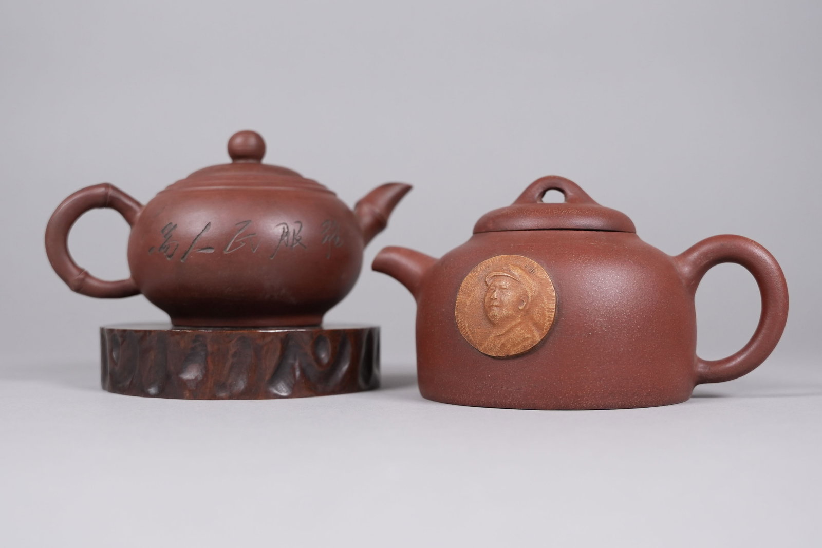 2 Chinese clay teapots (1 of 7)