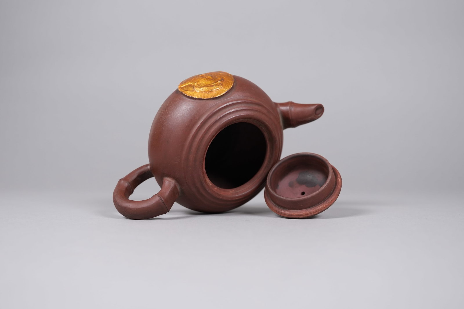 2 Chinese clay teapots - 3