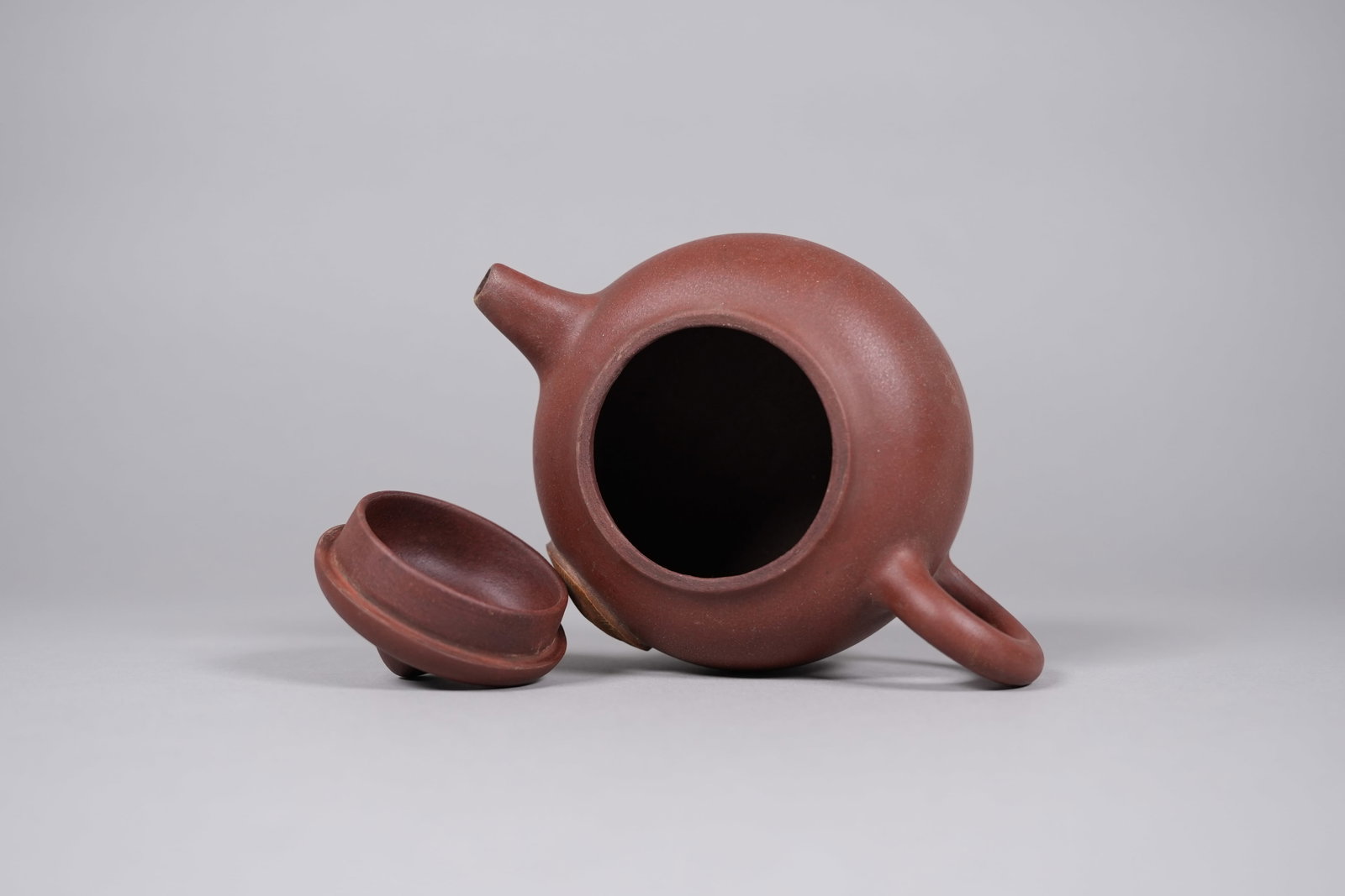 2 Chinese clay teapots - 5